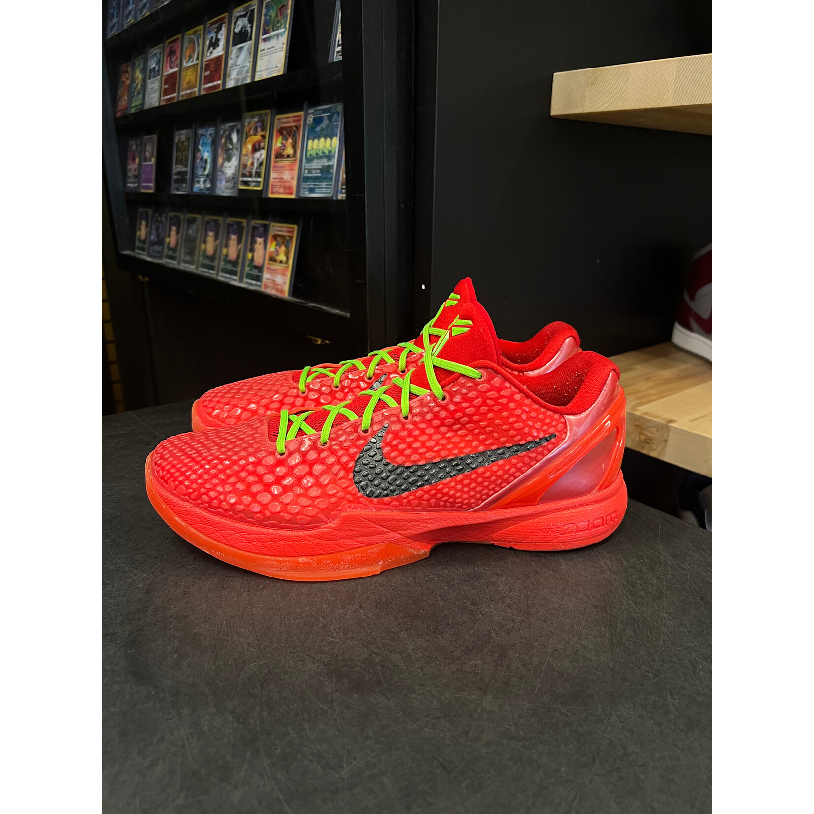 Nike Nike Kobe 6 Protro Reverse Grinch Size 10.5, PREOWNED