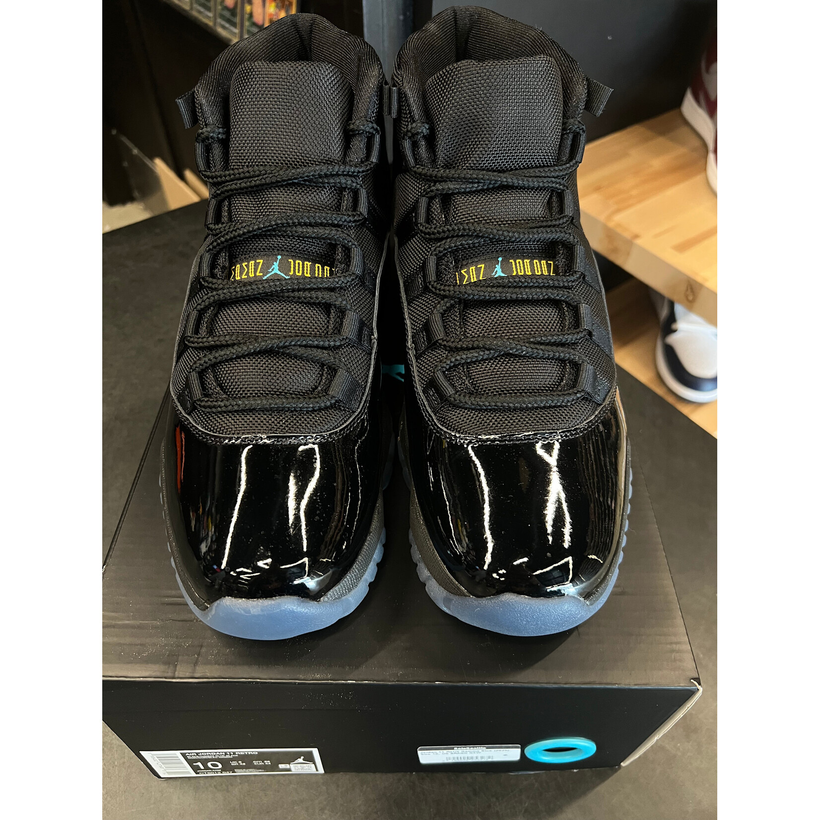 Jordan Jordan 11 Retro Gamma Blue (2025) Size 10, PREOWNED