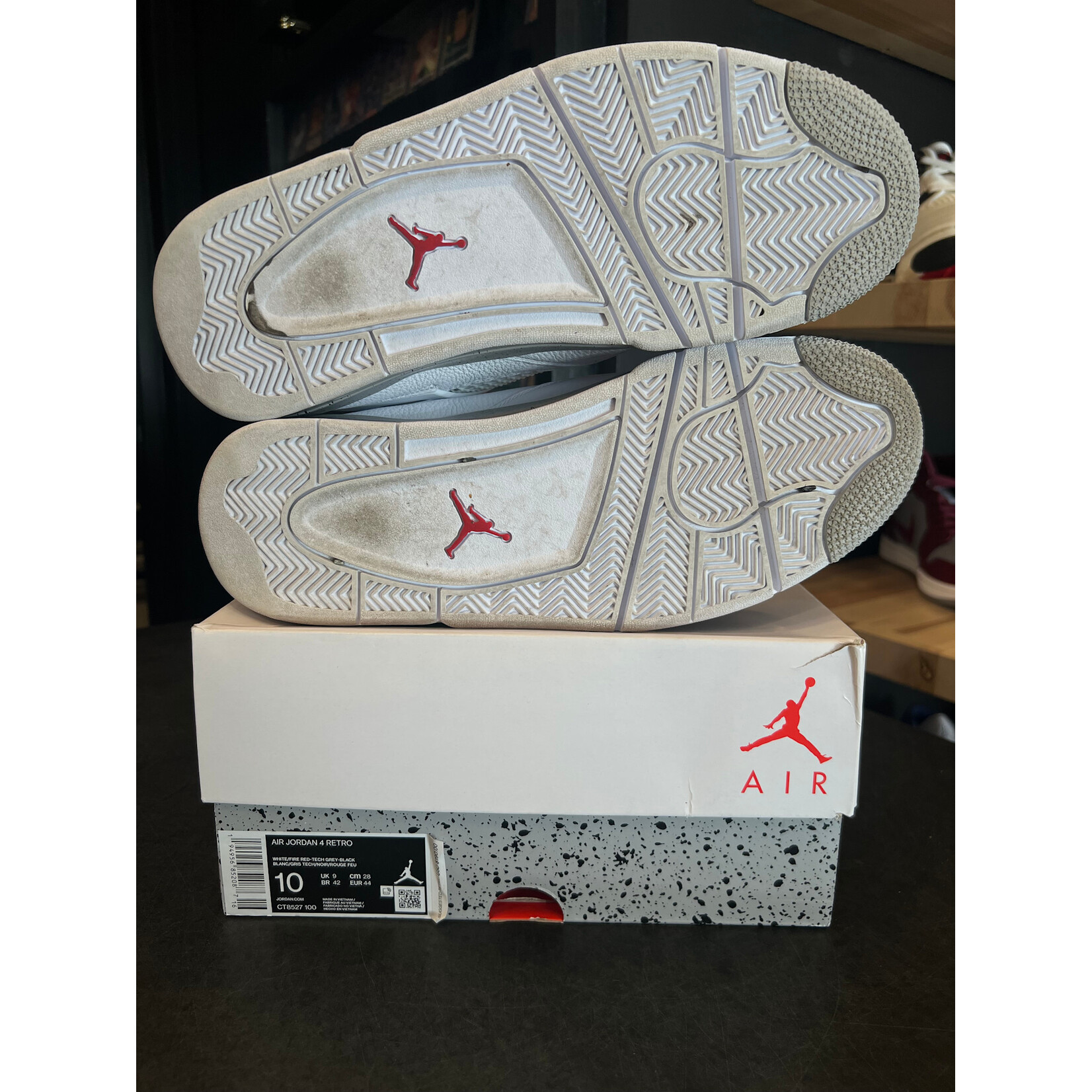 Jordan Jordan 4 Retro White Oreo (2021) Size 10, PREOWNED