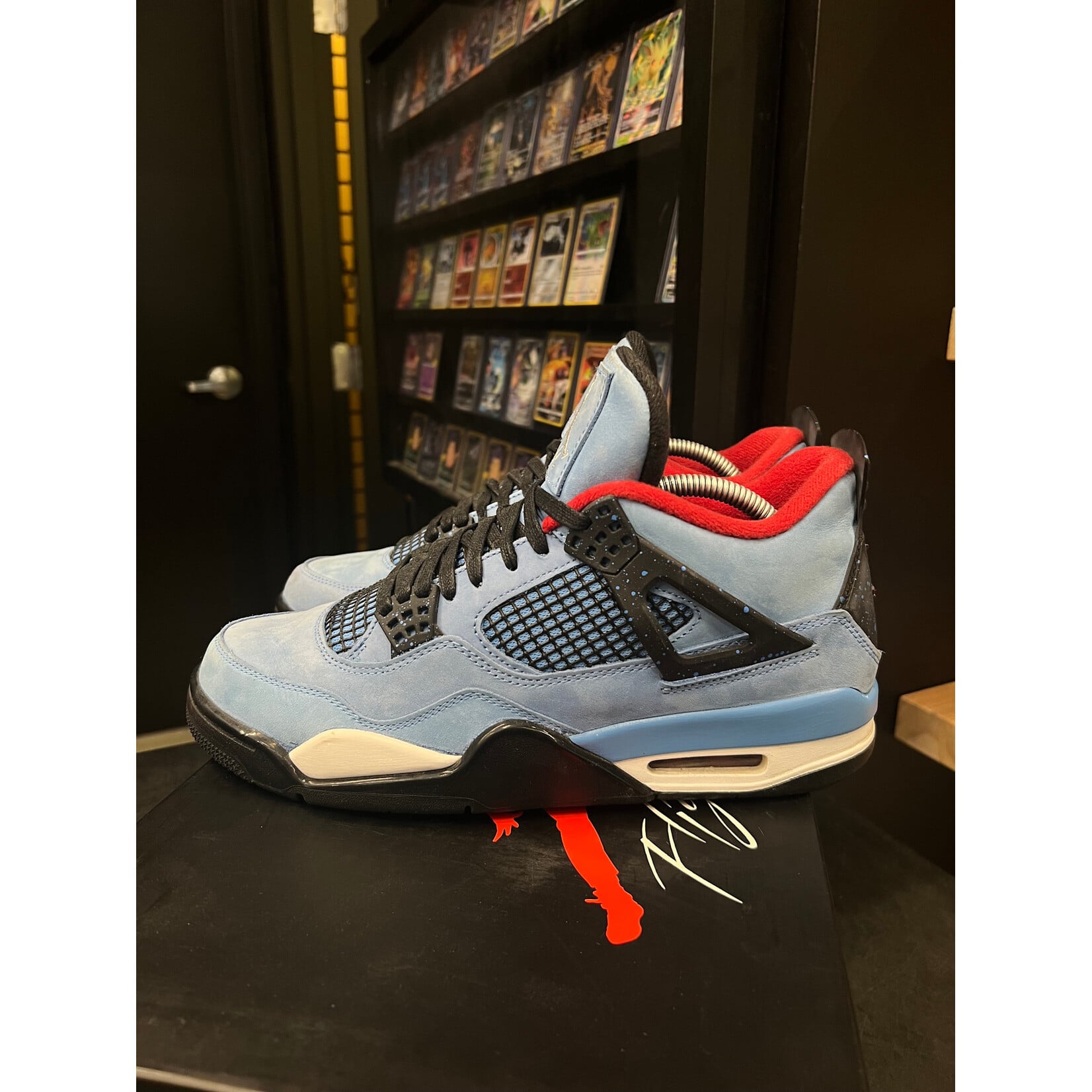 Jordan Jordan 4 Retro Travis Scott Cactus Jack Size 9.5, PREOWNED
