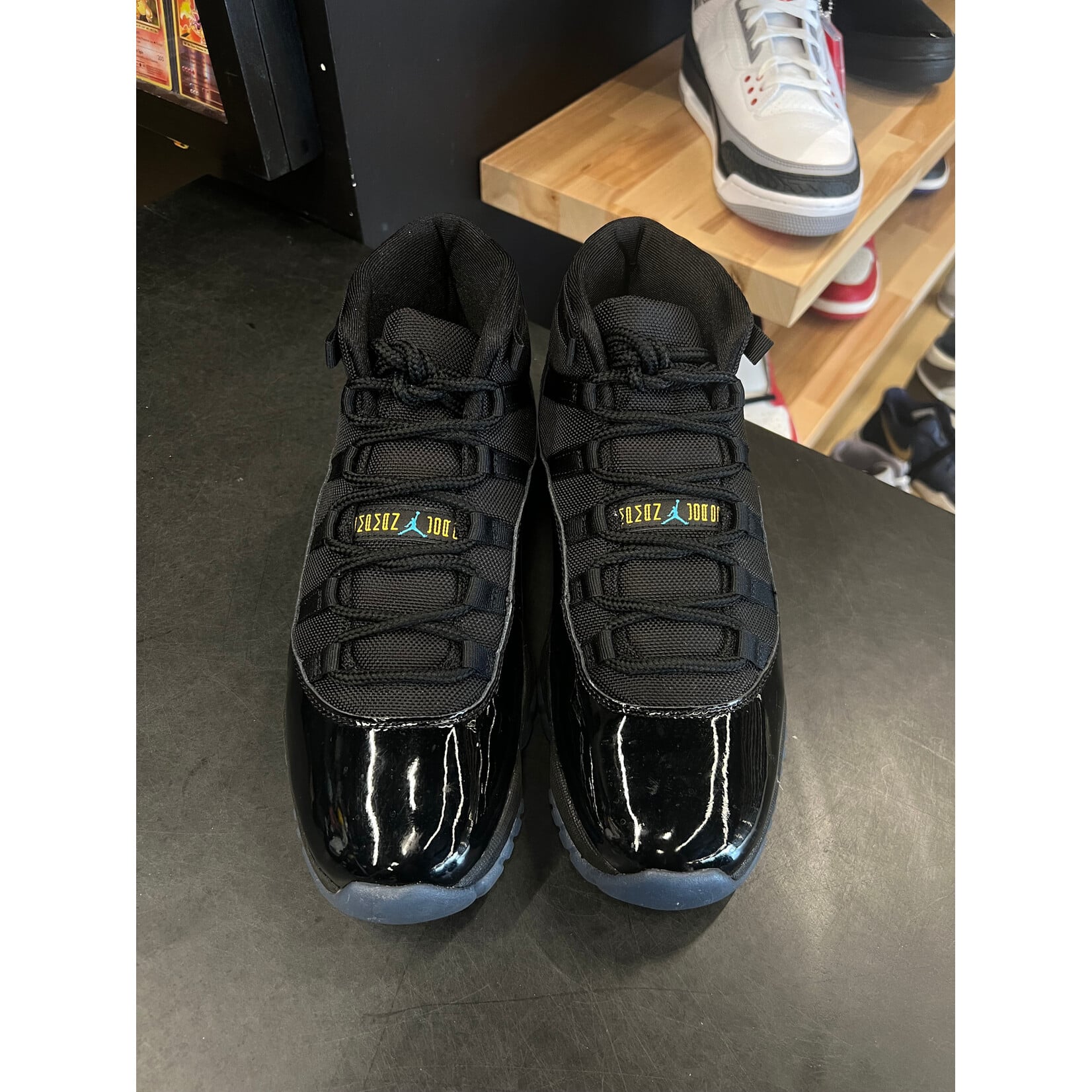Jordan Jordan 11 Retro Gamma Blue (2025) Size 10, PREOWNED