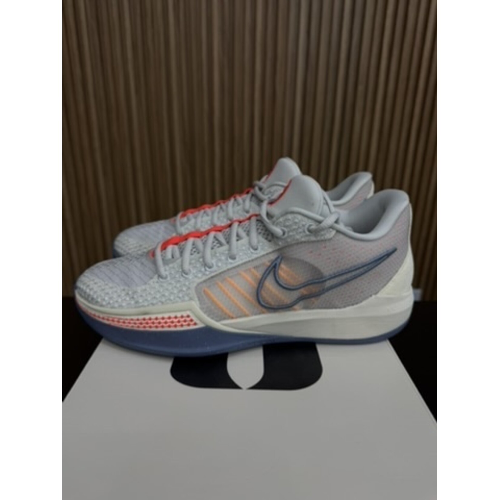 Nike Nike Sabrina 1 Grounded (Women's) Size 11W, PREOWNED