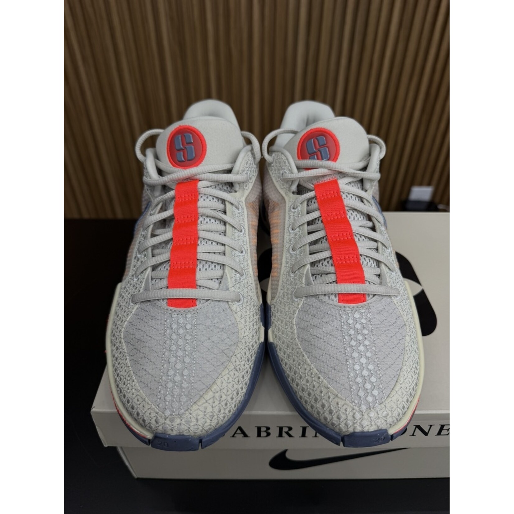 Nike Nike Sabrina 1 Grounded (Women's) Size 11W, PREOWNED