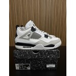 Jordan Jordan 4 Retro Military Black Size 10, PREOWNED