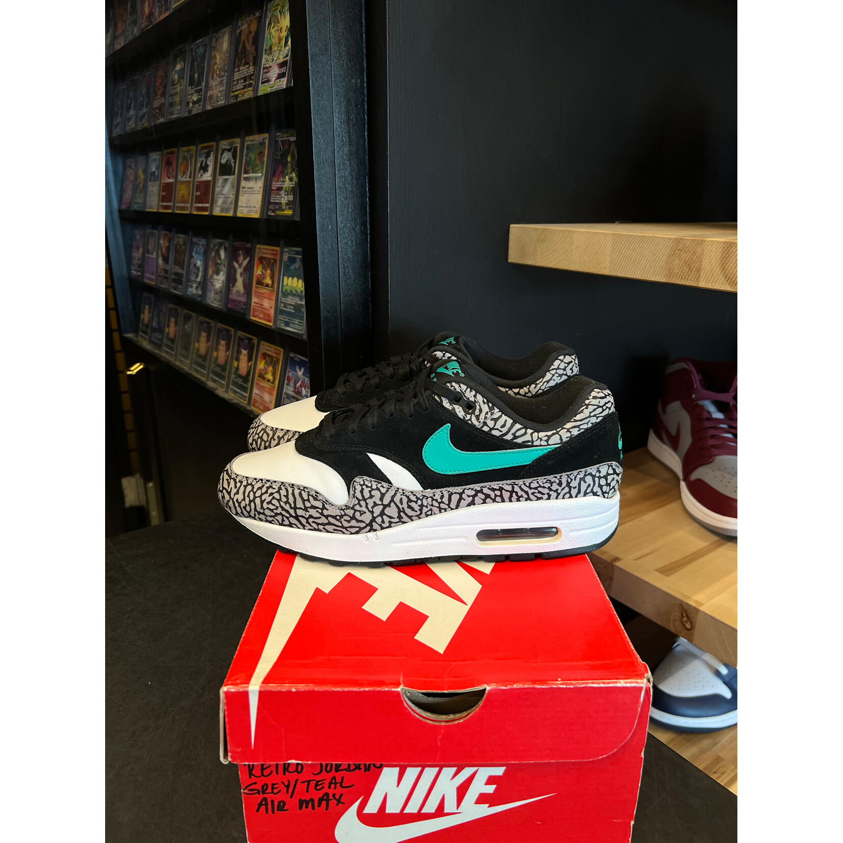 Nike Nike Air Max 1 atmos Elephant (2017) Size 8.5, PREOWNED