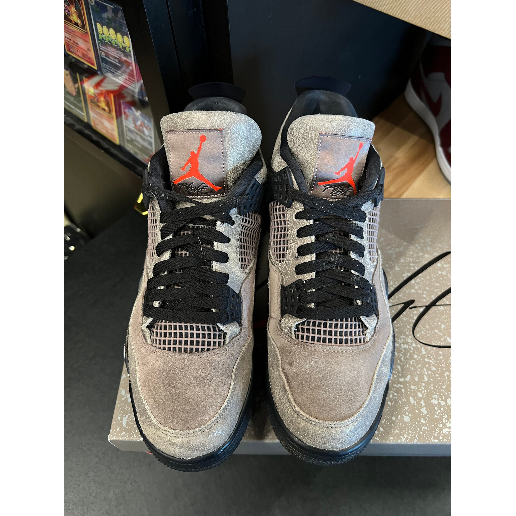 Jordan Jordan 4 Retro Taupe Haze Size 10.5, PREOWNED