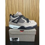Jordan Jordan 4 Taupe Haze Size 11, PREOWNED