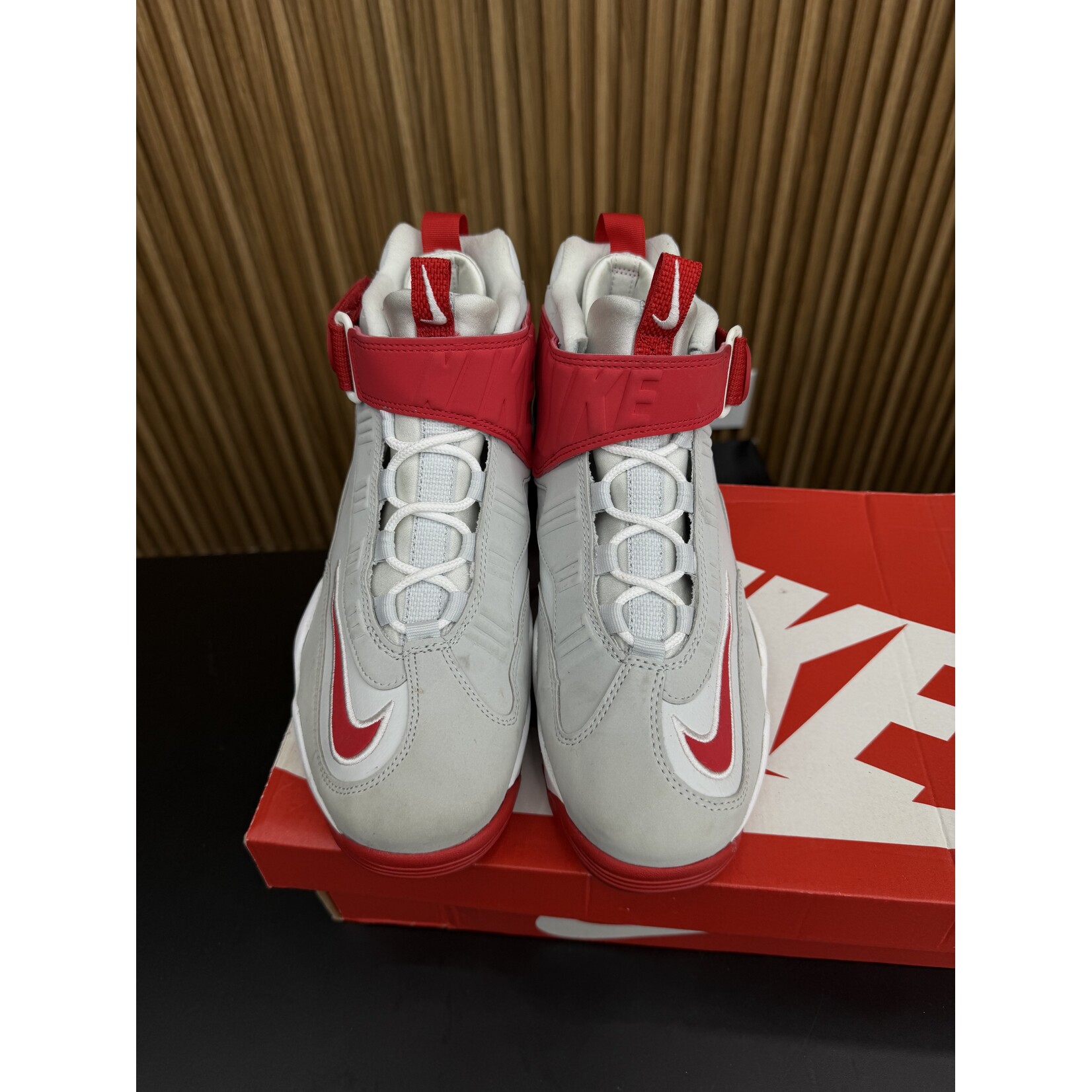 Nike Nike Air Griffey Max 1 Cincinnati Reds (2023) Size 9.5, PREOWNED
