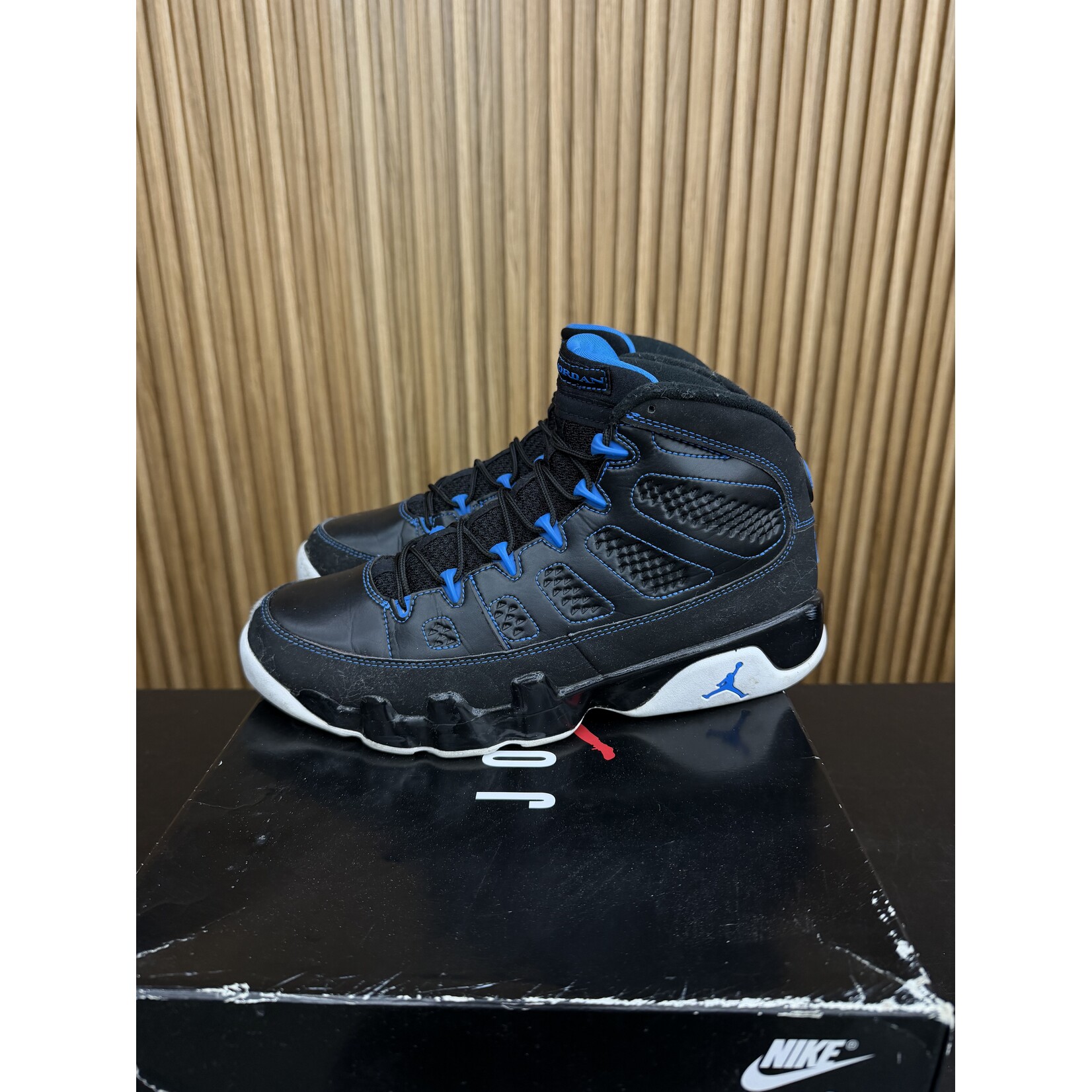 Jordan Jordan 9 Retro Racer Blue Size 9, PREOWNED