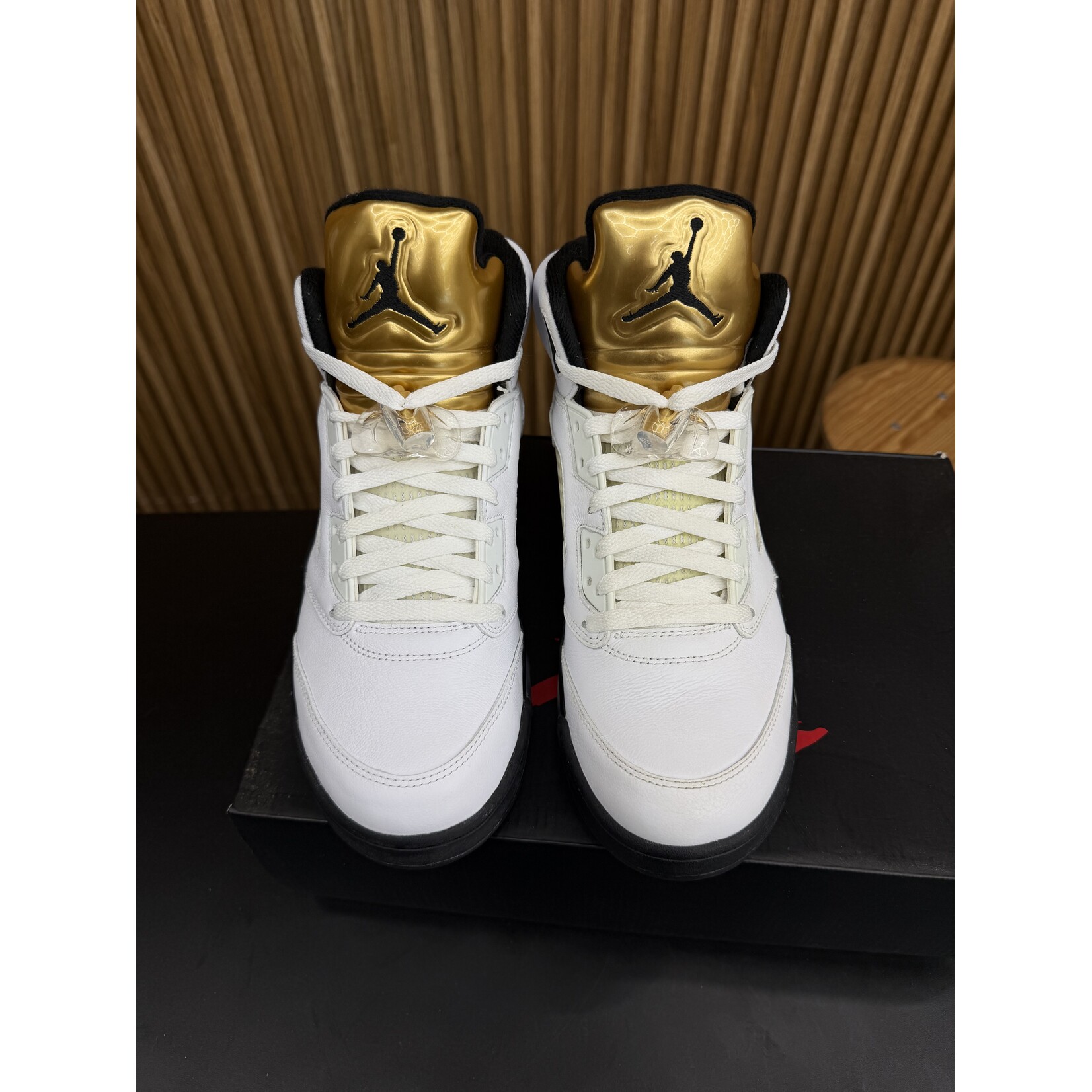 Jordan Jordan 5 Retro Olympic (2016) Size 10, PREOWNED