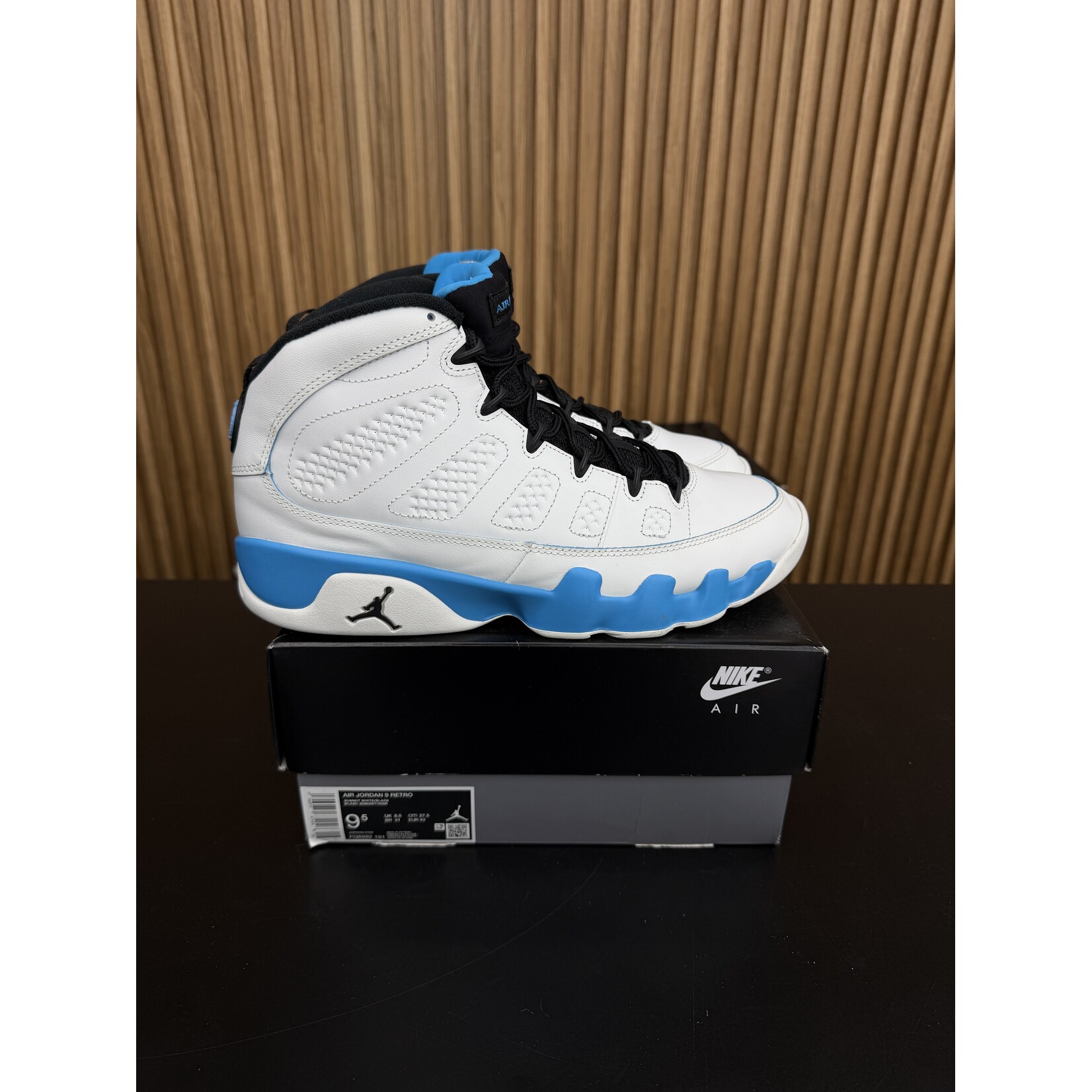 Jordan Jordan 9 Retro Powder Blue (2024) Size 9.5, PREOWNED