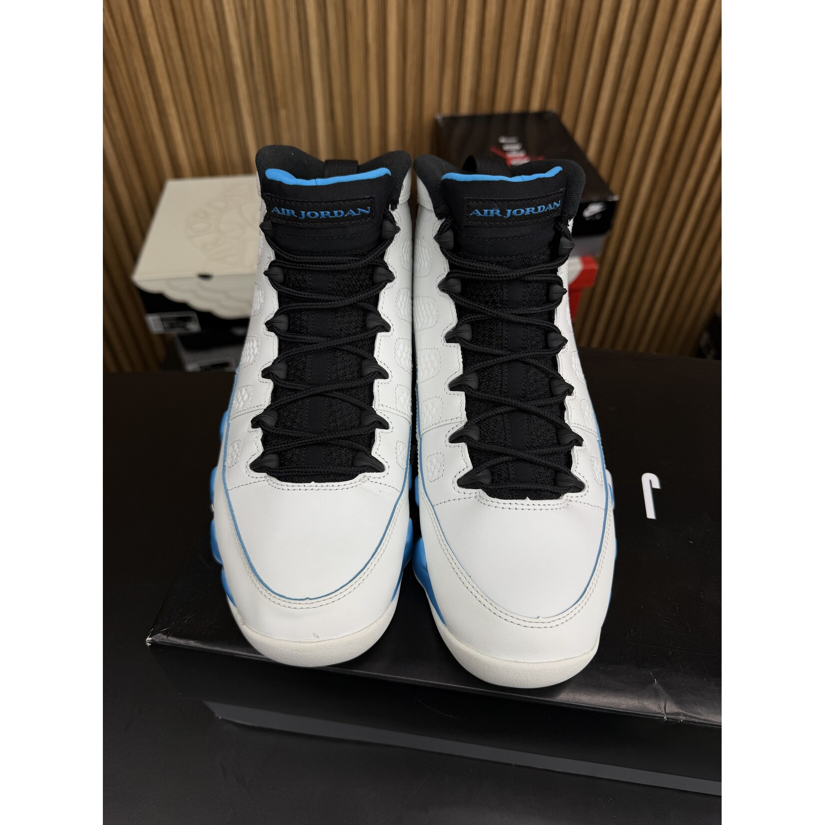 Jordan Jordan 9 Retro Powder Blue (2024) Size 9.5, PREOWNED