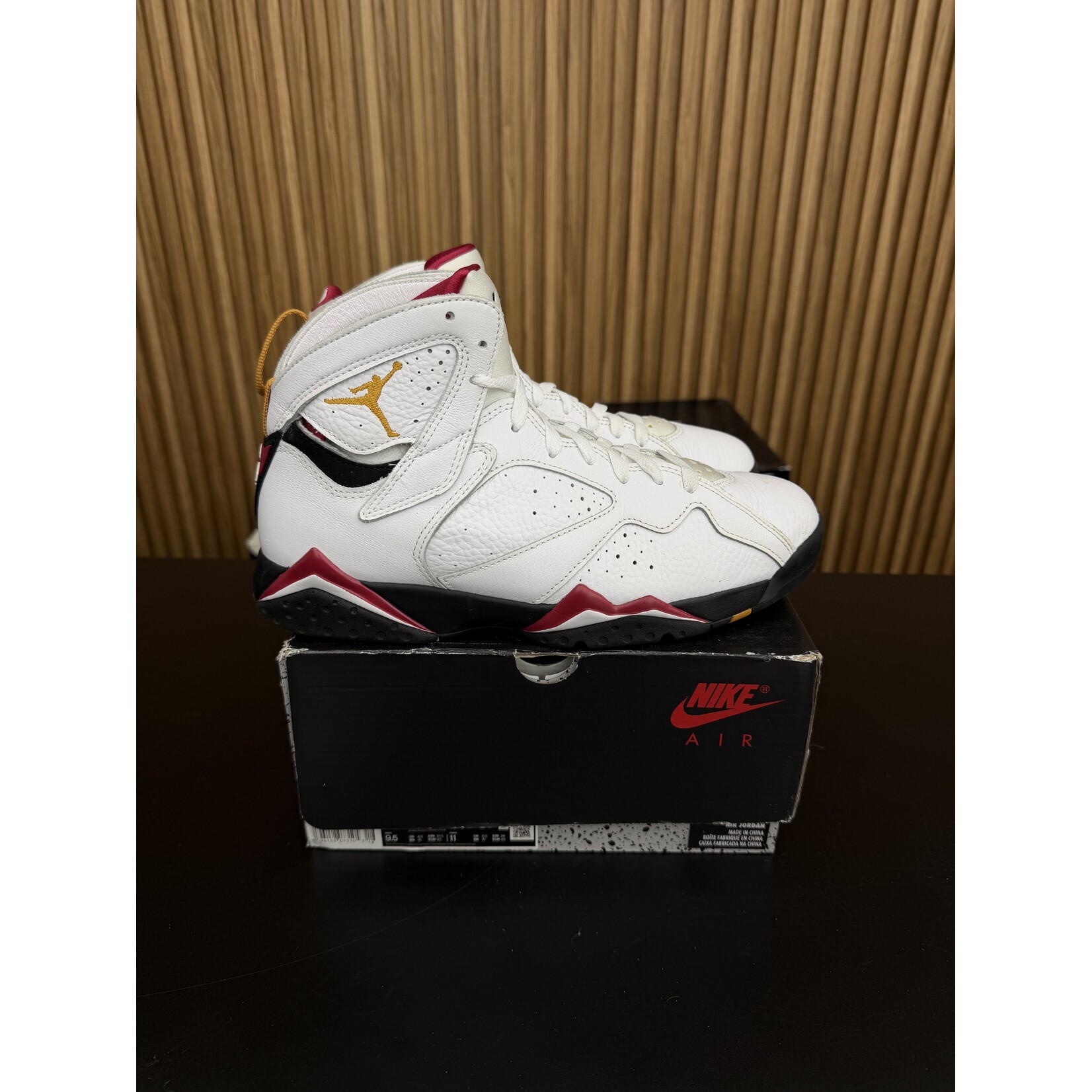 Jordan Jordan 7 Retro Cardinal (2022) Size 9.5, PREOWNED