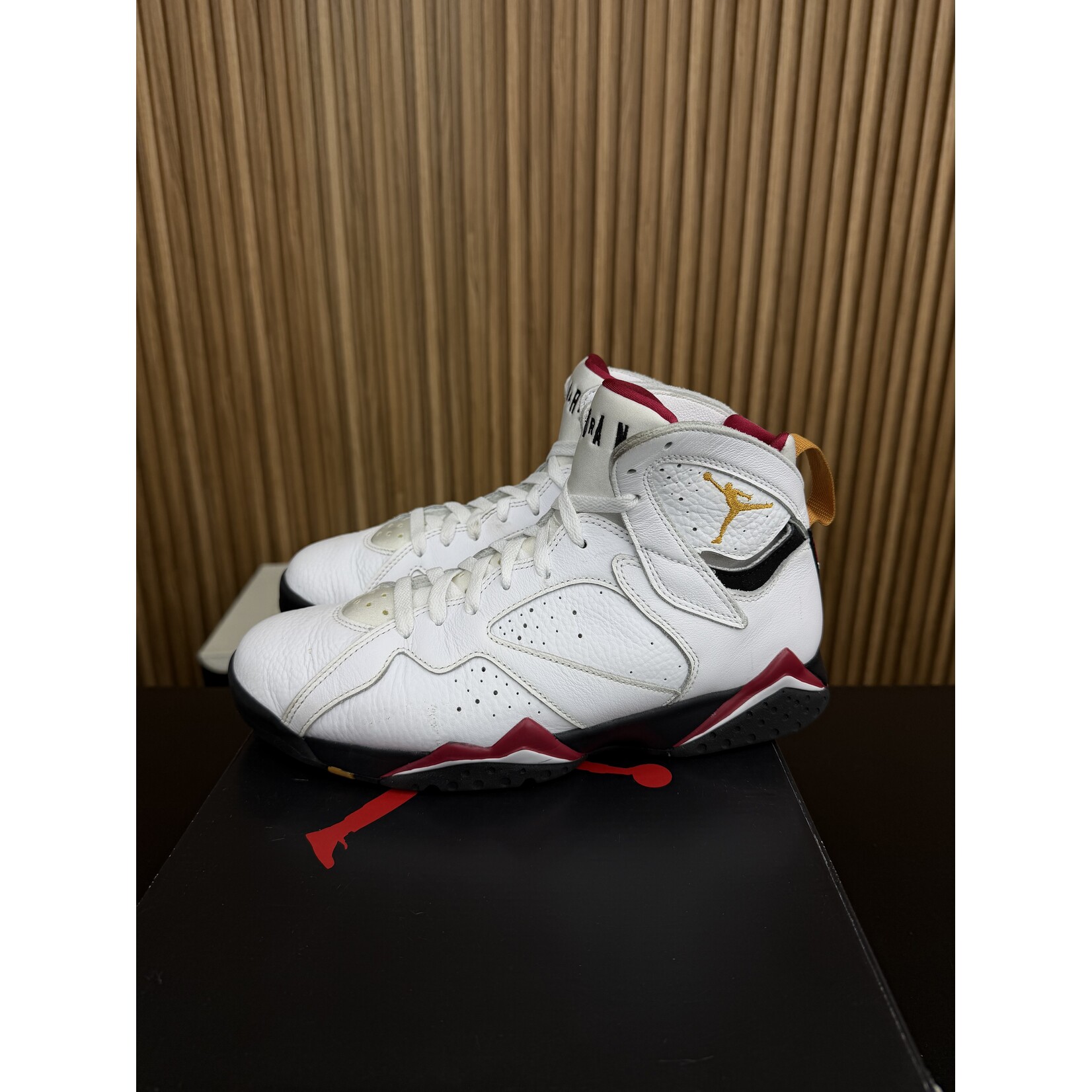 Jordan Jordan 7 Retro Cardinal (2022) Size 9.5, PREOWNED