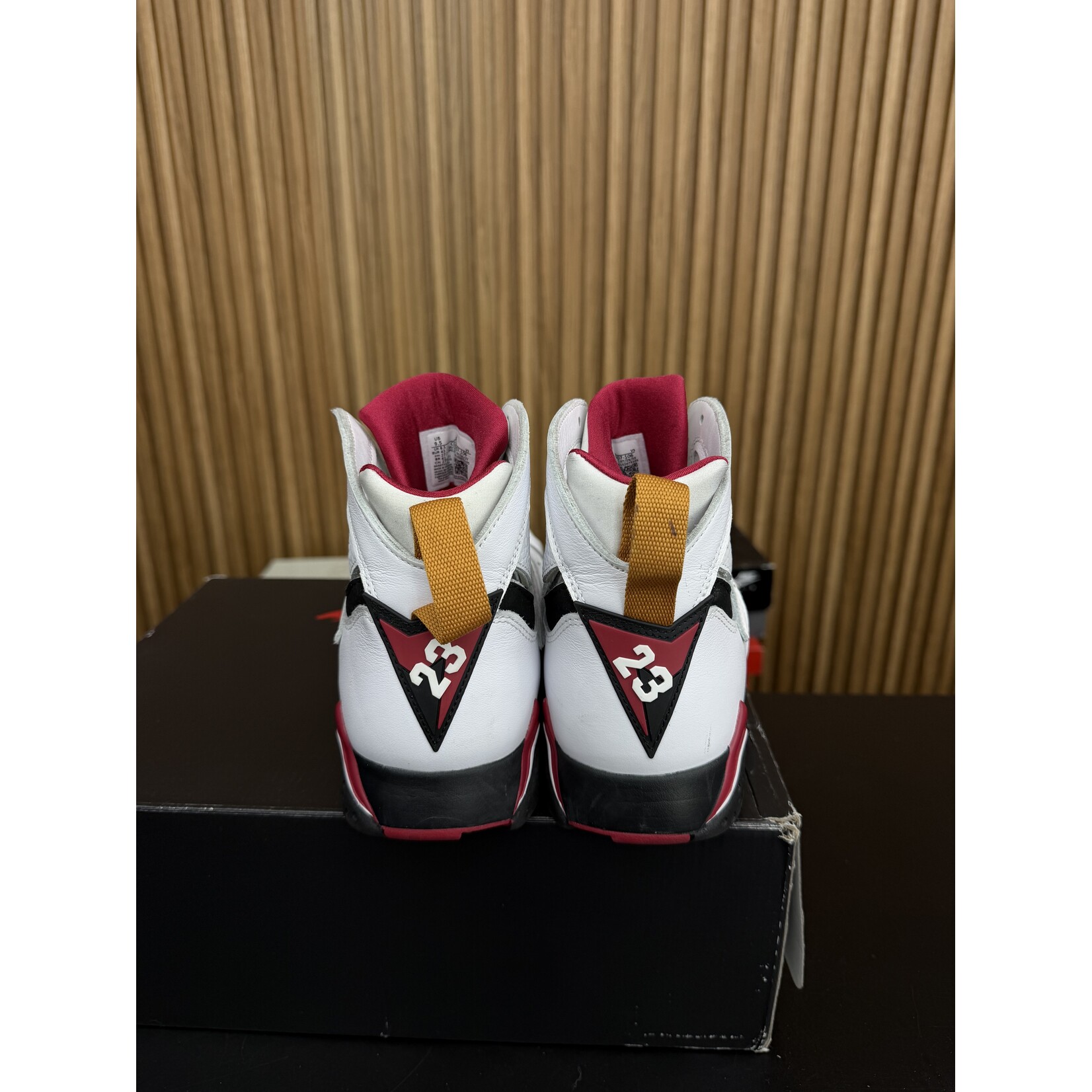 Jordan Jordan 7 Retro Cardinal (2022) Size 9.5, PREOWNED