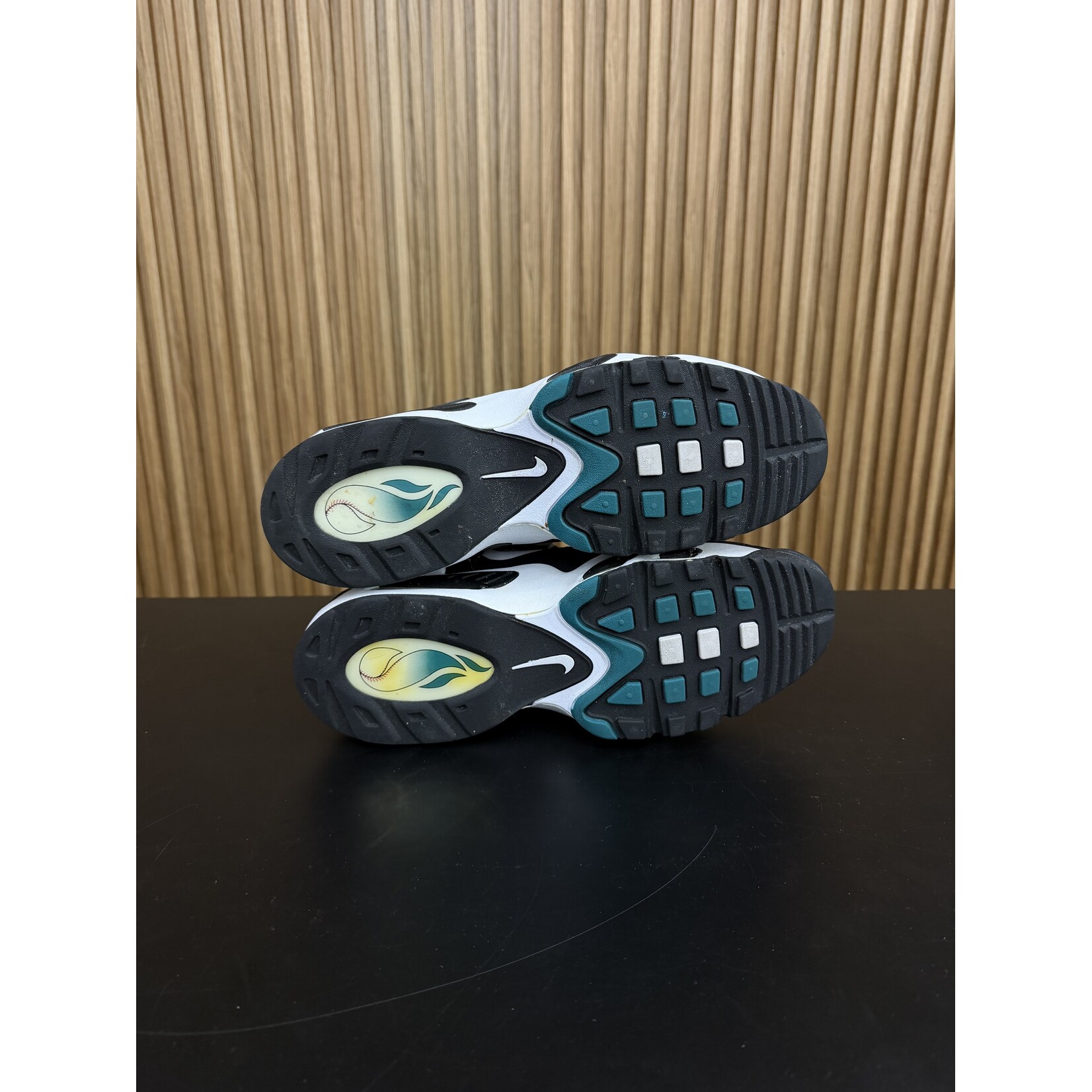 Nike Nike Air Griffey Max 1 Fresh Water (2009) Size 10, PREOWNED