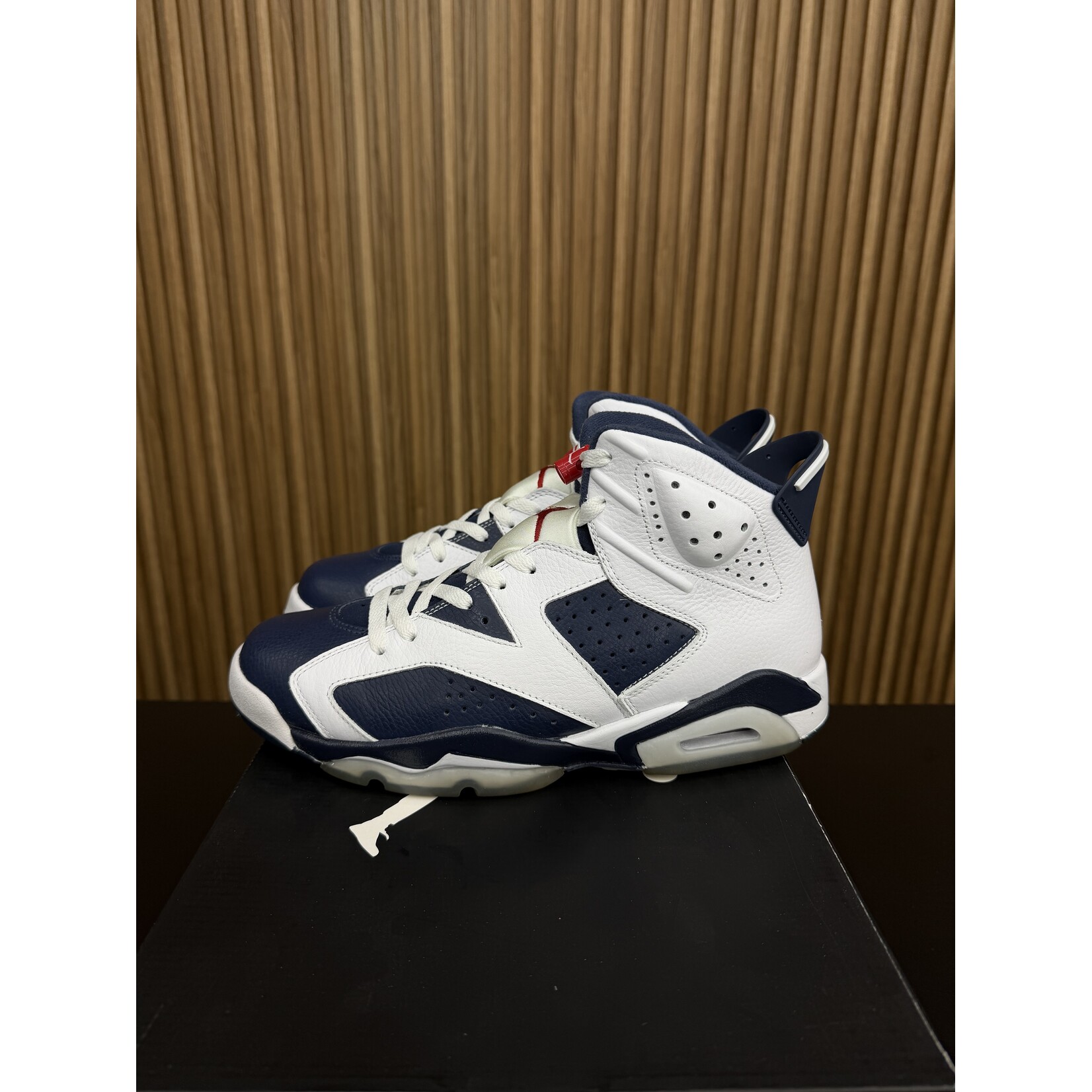 Jordan Jordan 6 Retro Olympic London (2012) Size 10, PREOWNED