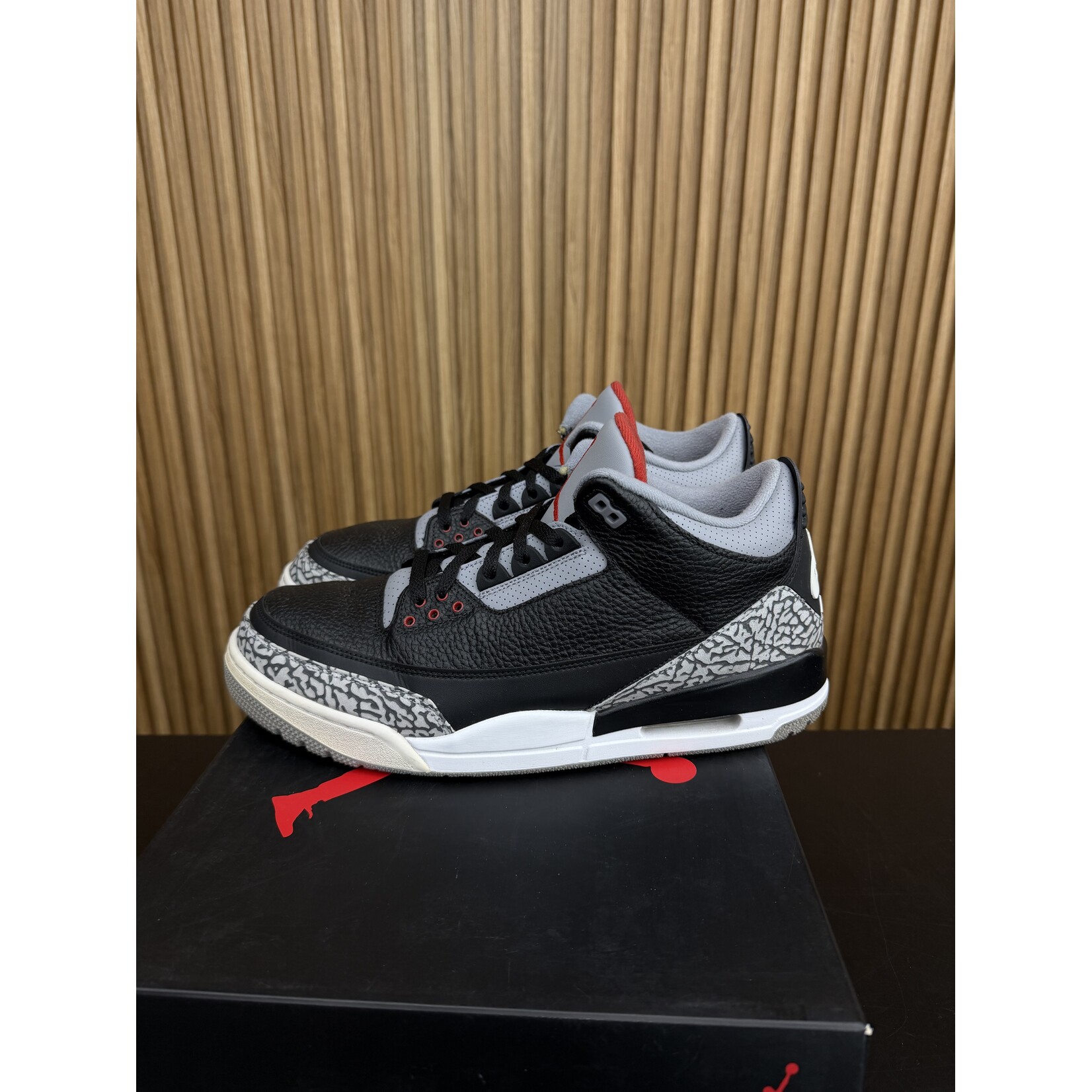 Jordan Jordan 3 Retro Black Cement (2018) Size 13, PREOWNED
