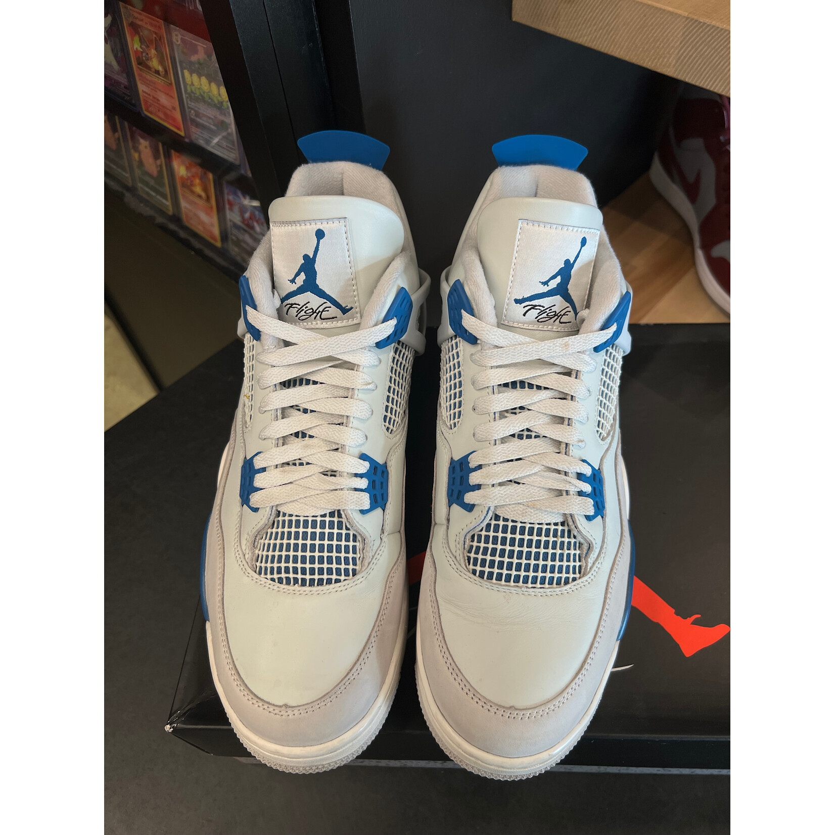 Jordan Jordan 4 Retro Military Blue (2024) Size 12, PREOWNED
