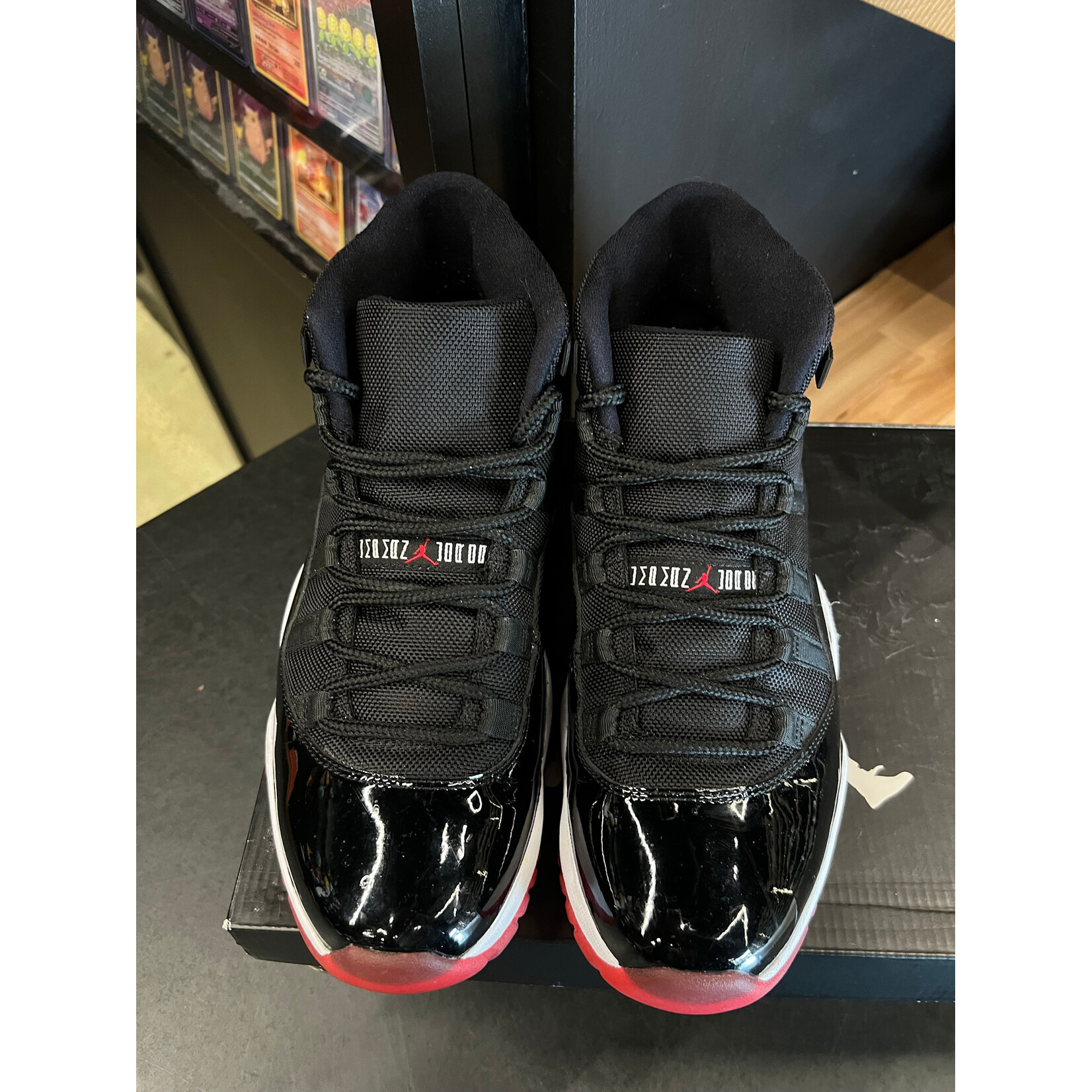 Jordan Jordan 11 Retro Playoffs (2012) Size 9.5, PREOWNED