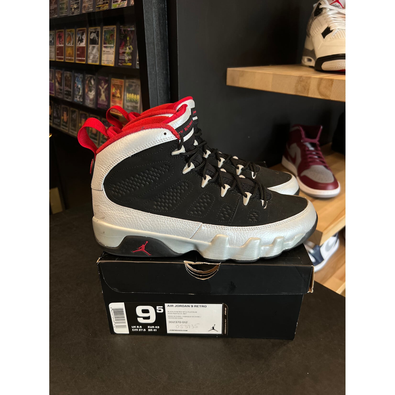 Jordan Jordan 9 Retro Johnny Kilroy Size 9.5, PREOWNED