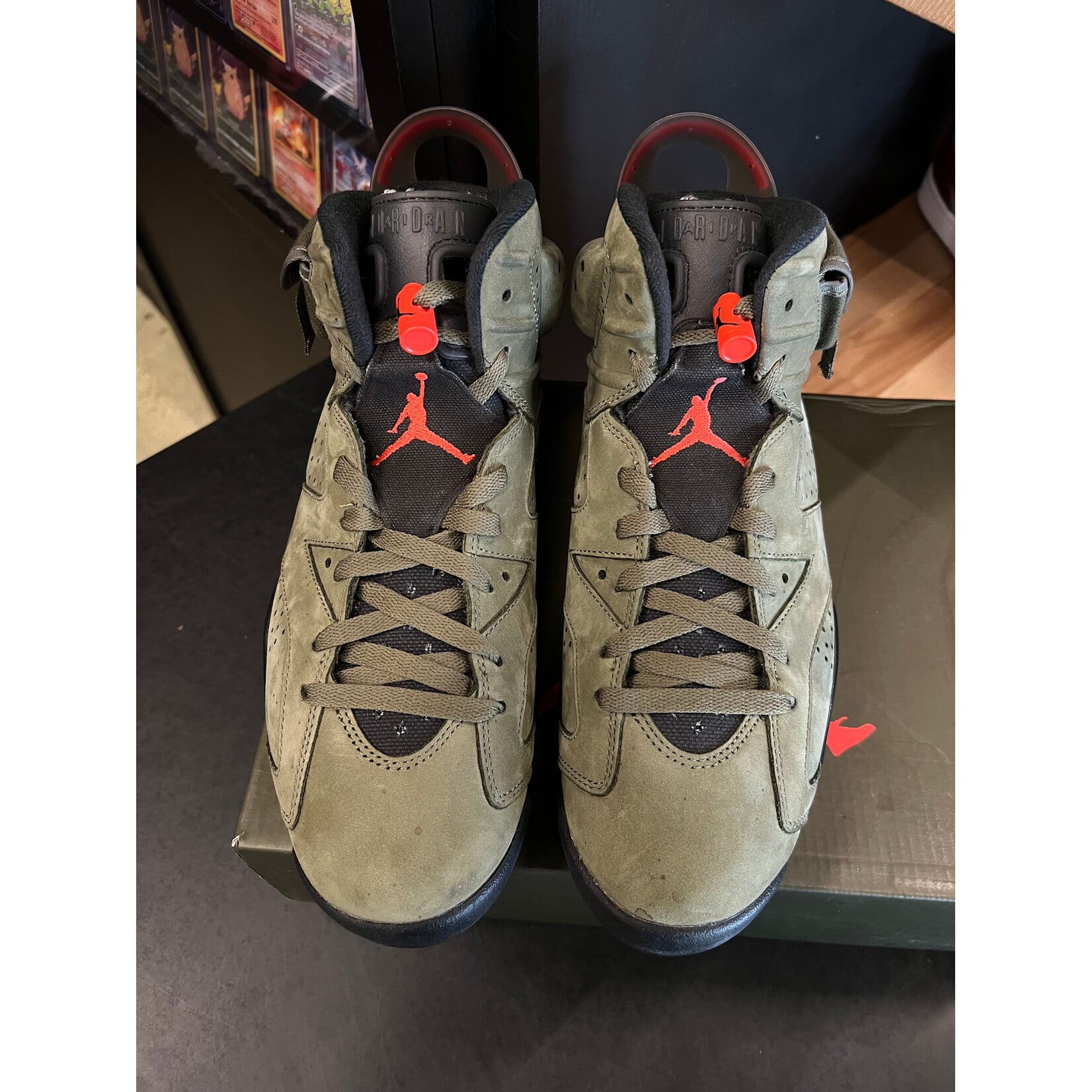 Jordan Jordan 6 Retro Travis Scott Size 10.5, PREOWNED