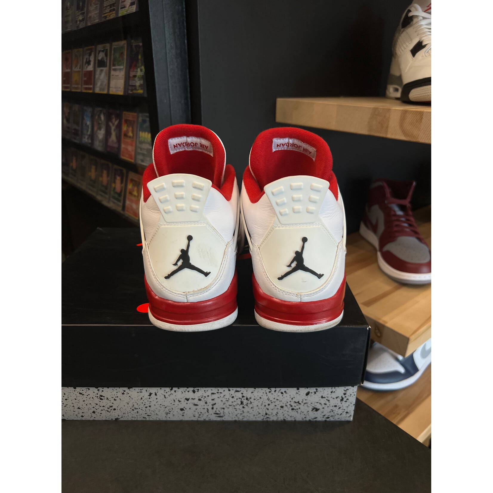 Jordan Jordan 4 Retro Alternate 89 Size 12, PREOWNED
