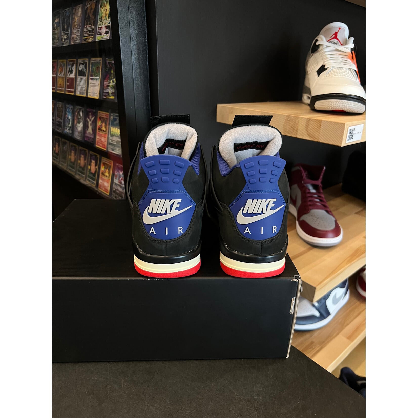 Jordan Jordan 4 Retro Rare Air (White Lettering) Size 12, PREOWNED