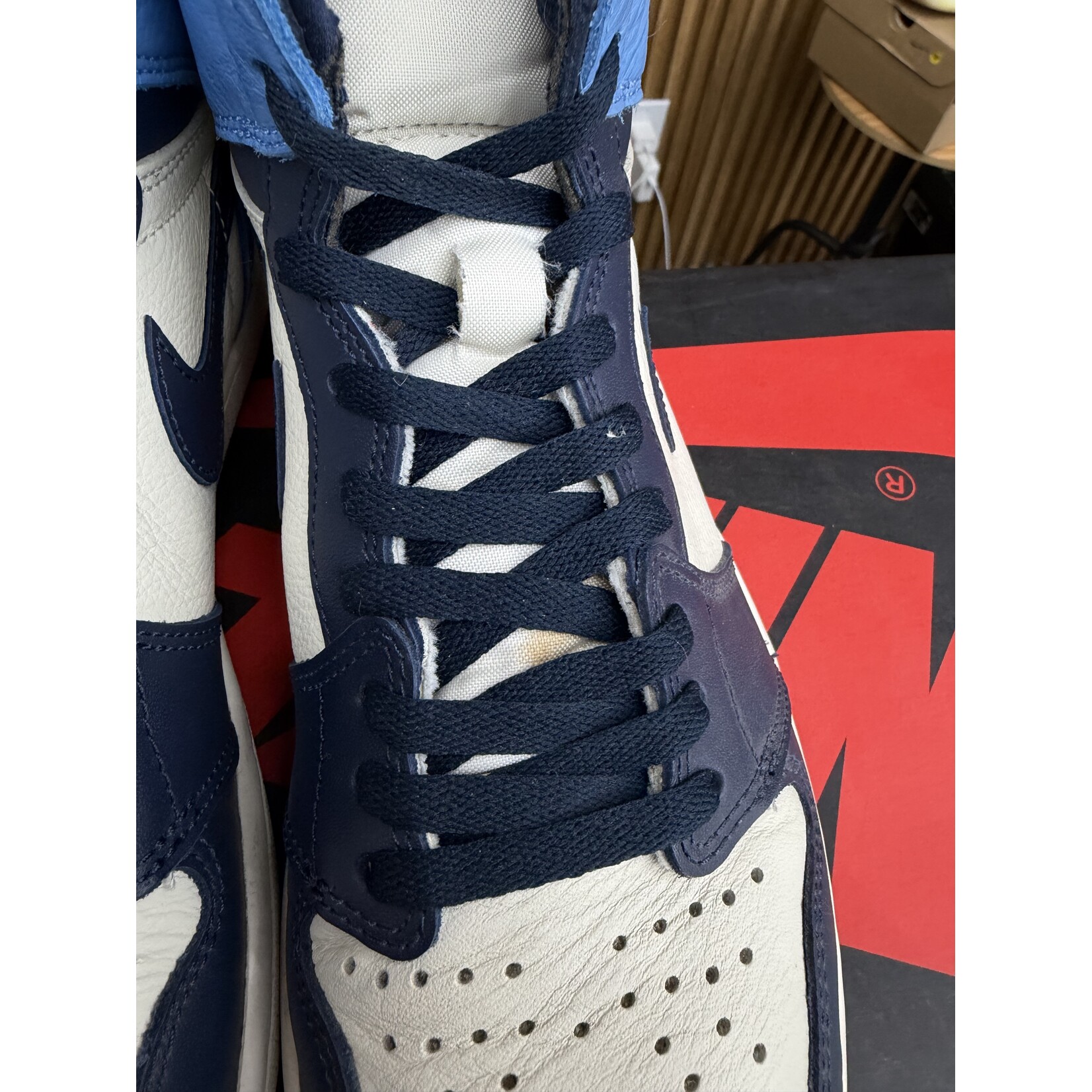 Jordan Jordan 1 Retro High Obsidian Size 10, PREOWNED