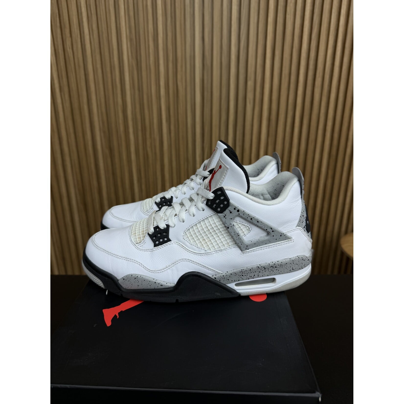 Jordan Jordan 4 Retro White Cement (2016) Size 10, PREOWNED