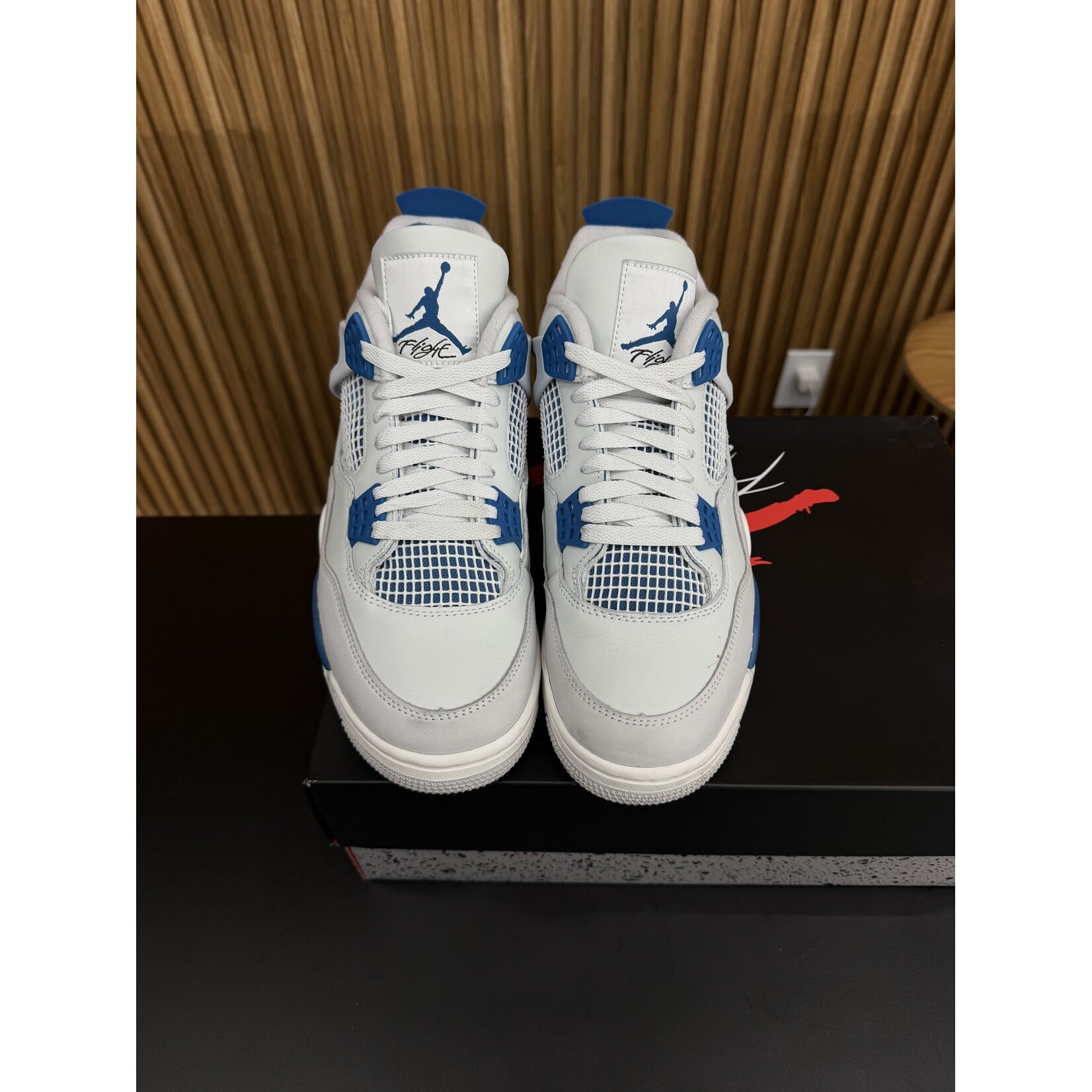 Jordan Jordan 4 Retro Military Blue (2024) Size 10, PREOWNED