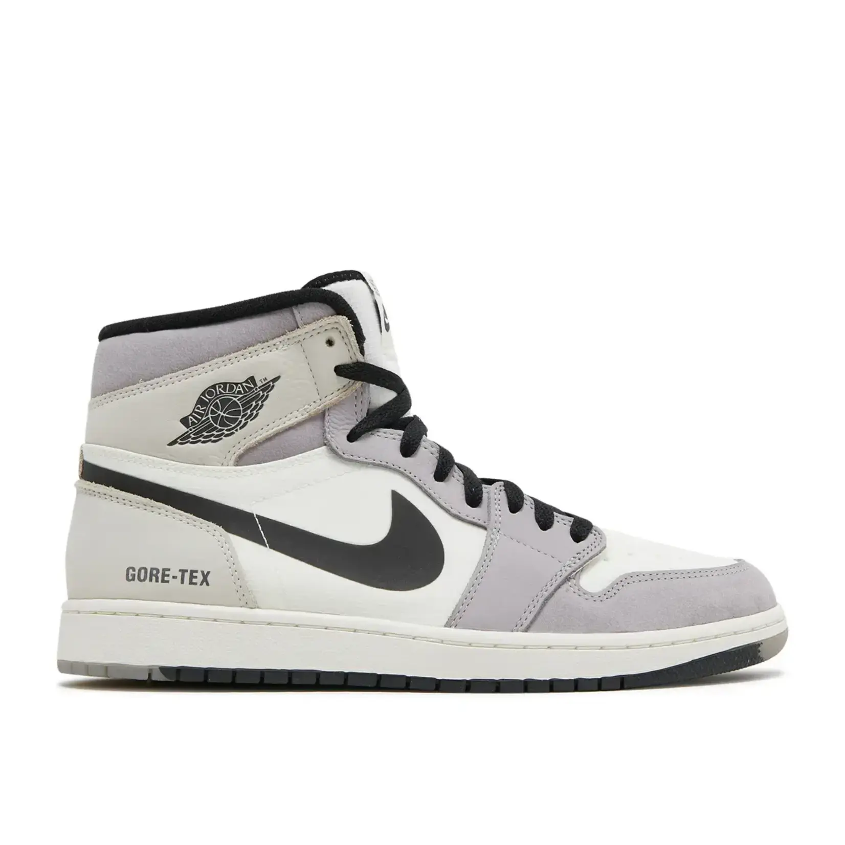Jordan Jordan 1 Retro High Element Gore-Tex Light Bone Size 7, DS BRAND NEW