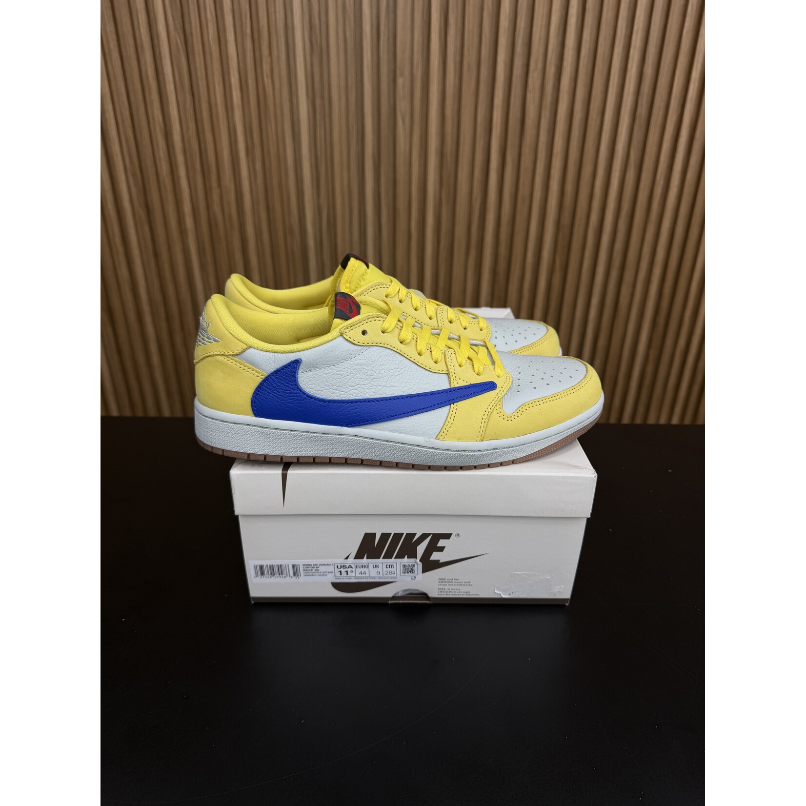 Jordan Jordan 1 Retro Low OG SP Travis Scott Canary (Women's) Size 11.5W, PREOWNED