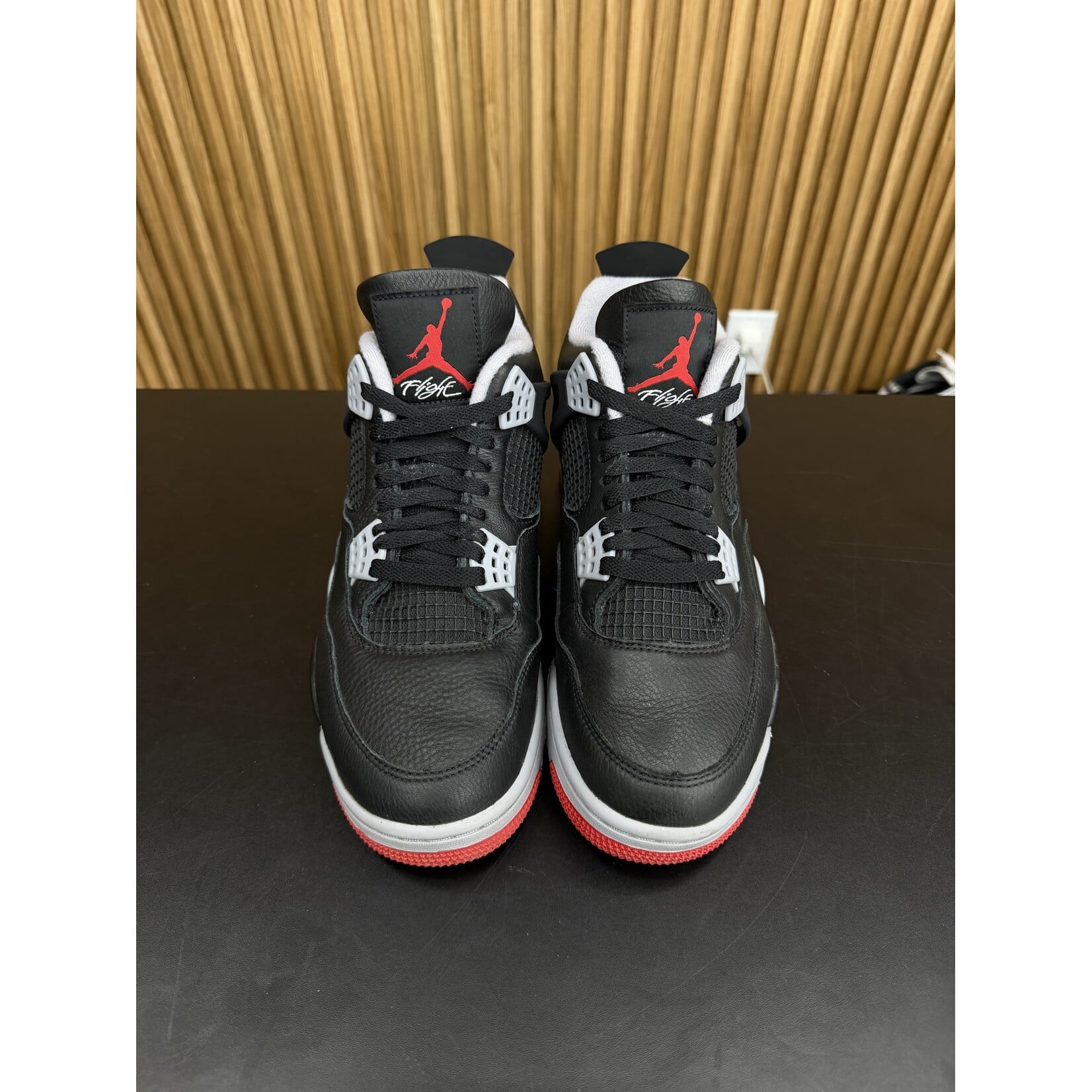 Jordan Jordan 4 Retro Bred Reimagined Size 9.5, PREOWNED