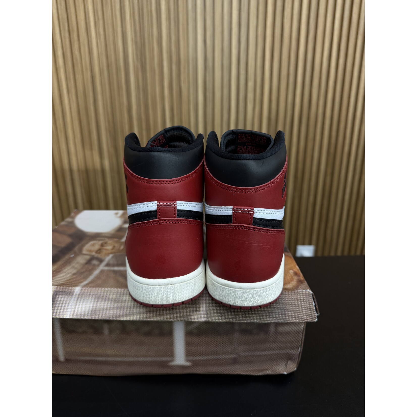 Jordan Jordan 1 Retro High OG Black Toe Reimagined Size 9, PREOWNED