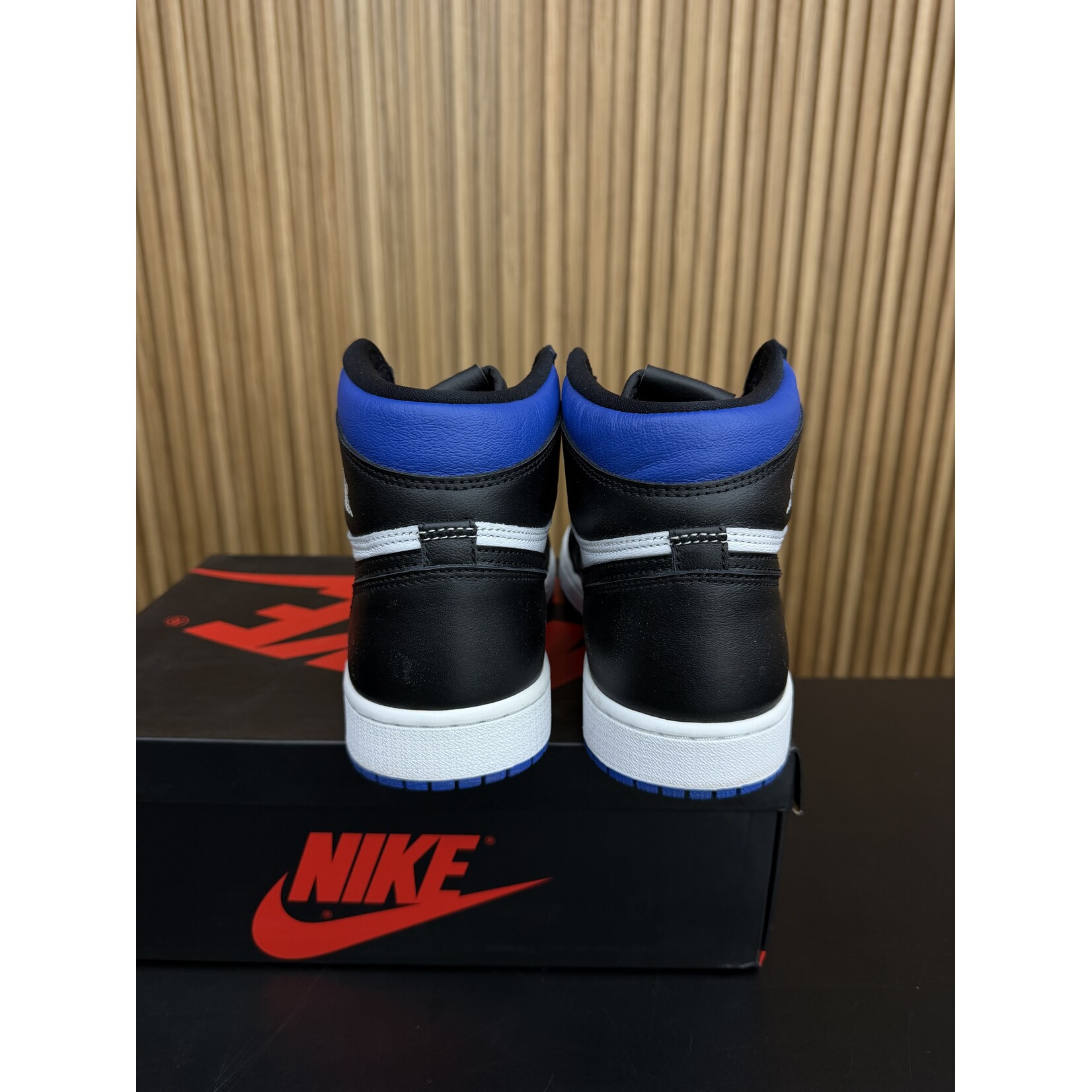 Jordan Jordan 1 Retro High Royal Toe Size 8.5, PREOWNED