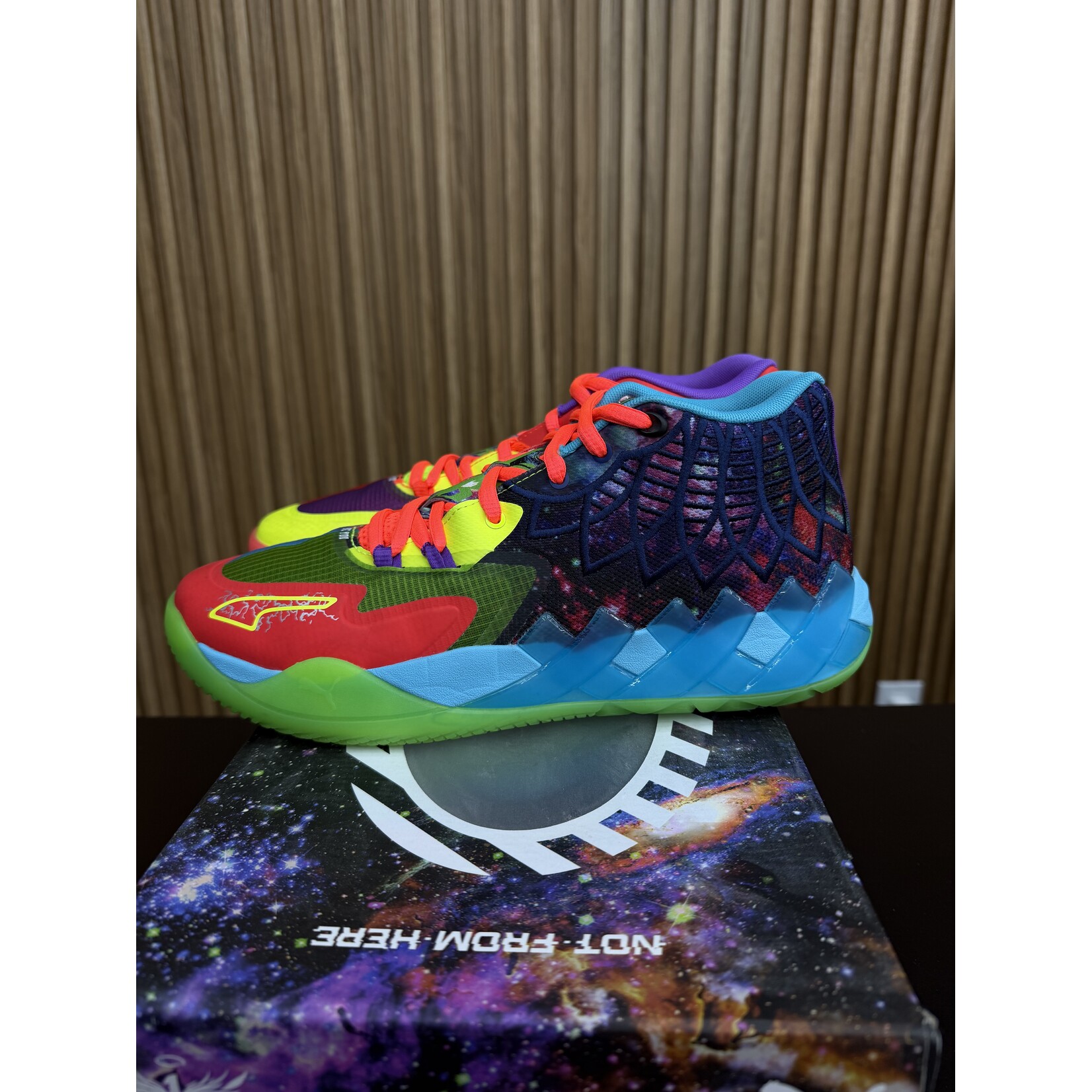 Puma Puma LaMelo Ball MB.01 Be You Size 10, PREOWNED