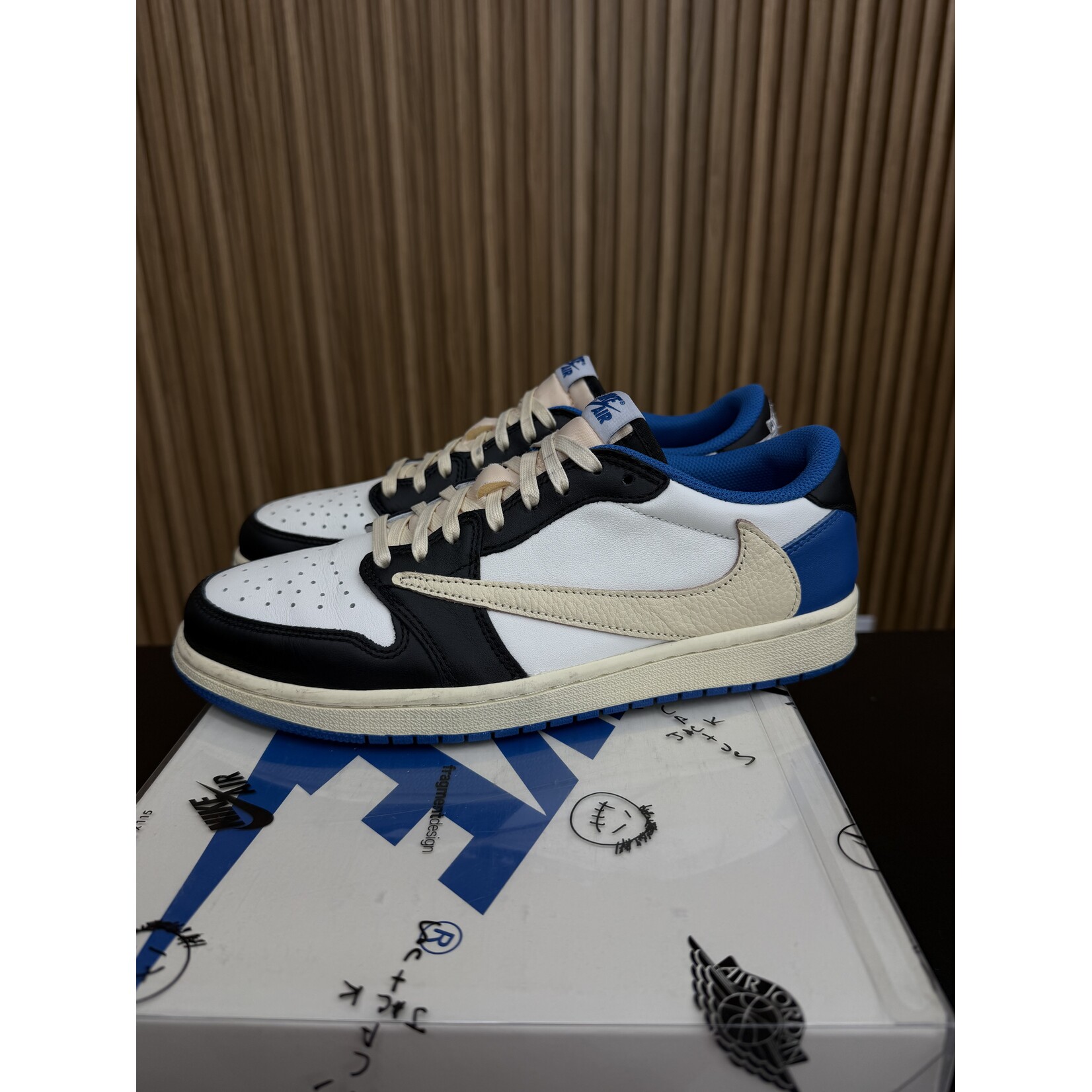 Jordan Jordan 1 Retro Low OG SP Fragment x Travis Scott Size 9, PREOWNED