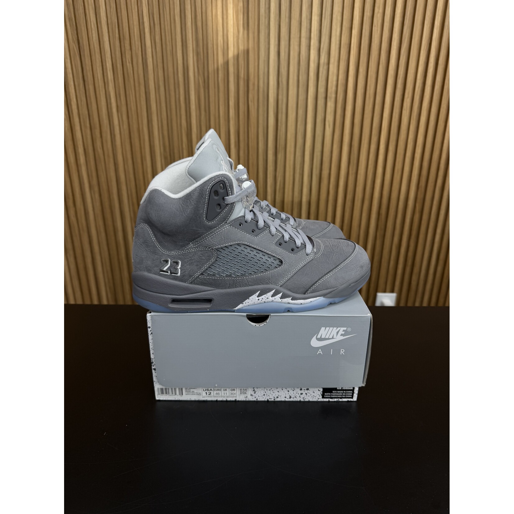 Jordan Jordan 5 Retro Wolf Grey (2026) Size 12, PREOWNED
