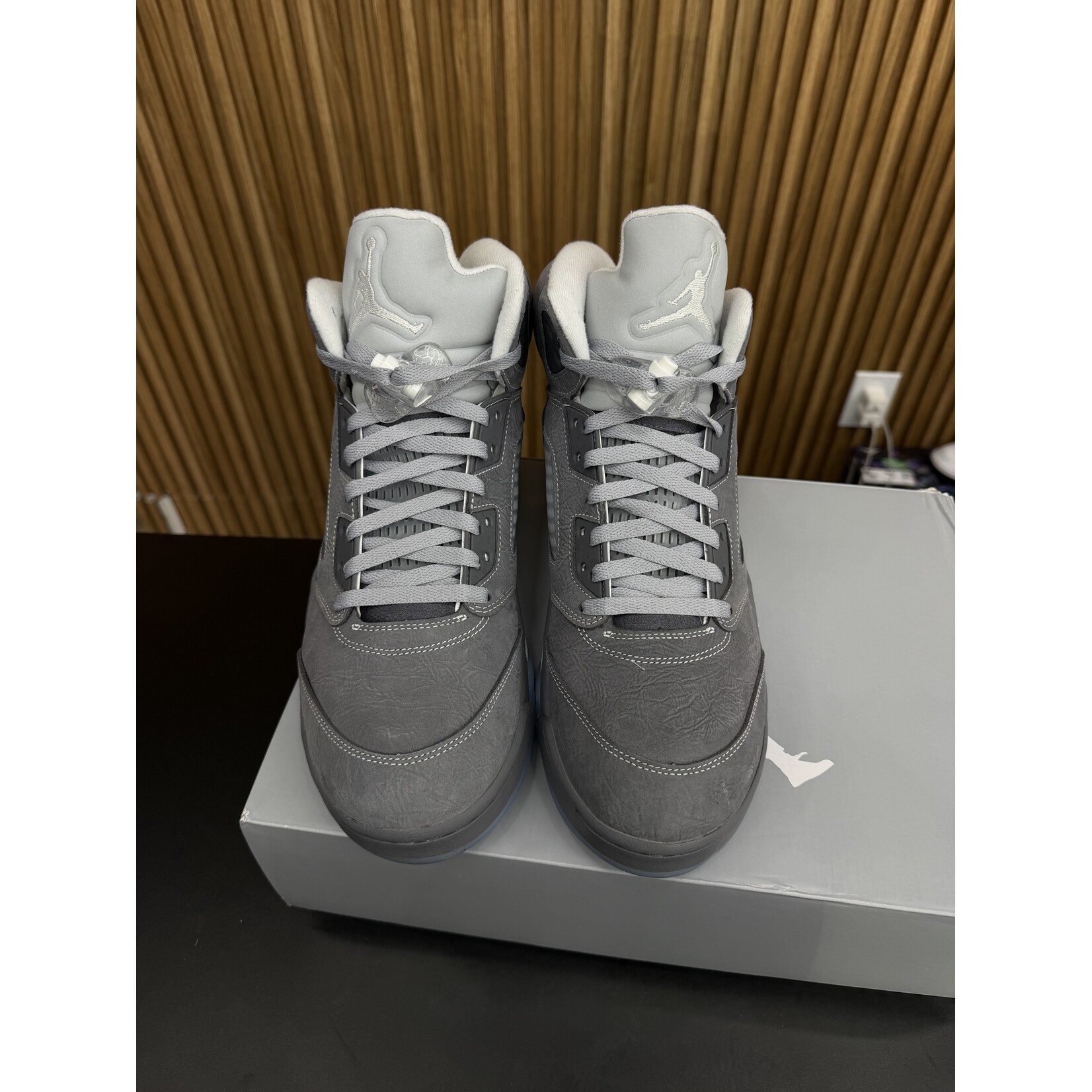 Jordan Jordan 5 Retro Wolf Grey (2026) Size 12, PREOWNED