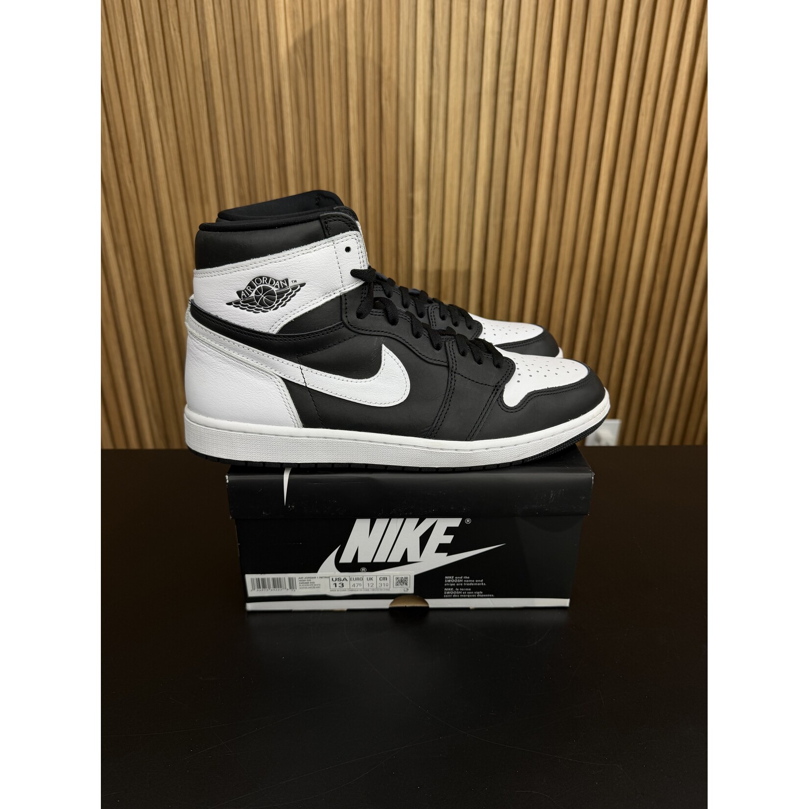 Jordan Jordan 1 Retro High OG Black White Size 13, PREOWNED