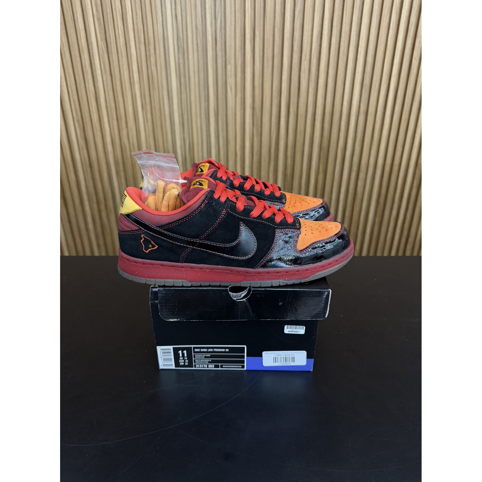 Nike Nike SB Dunk Low Hawaii Size 11, PREOWNED