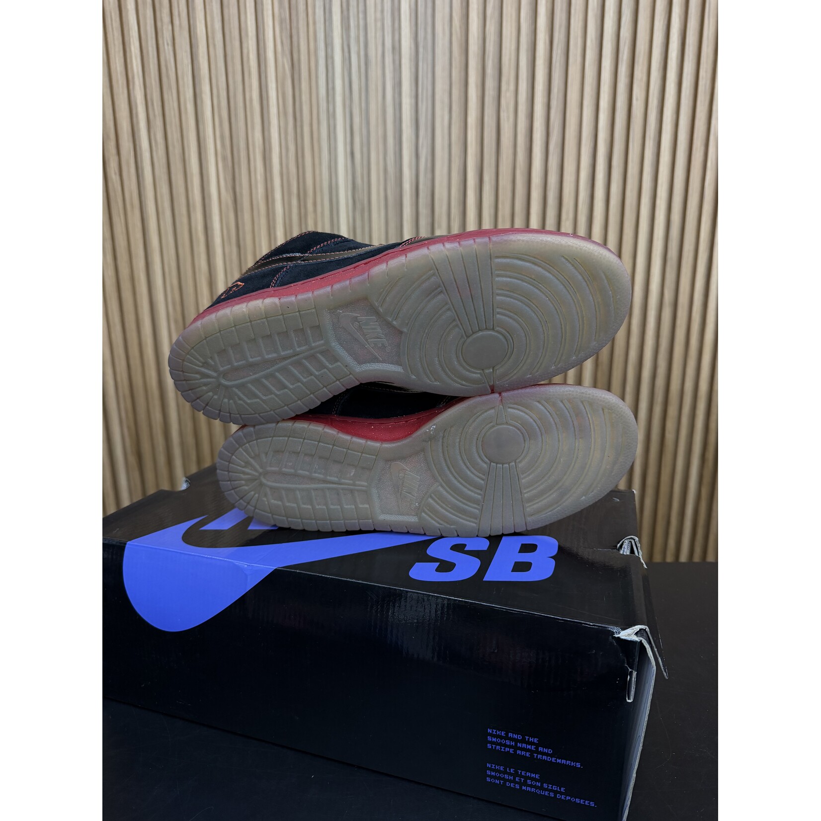 Nike Nike SB Dunk Low Hawaii Size 11, PREOWNED