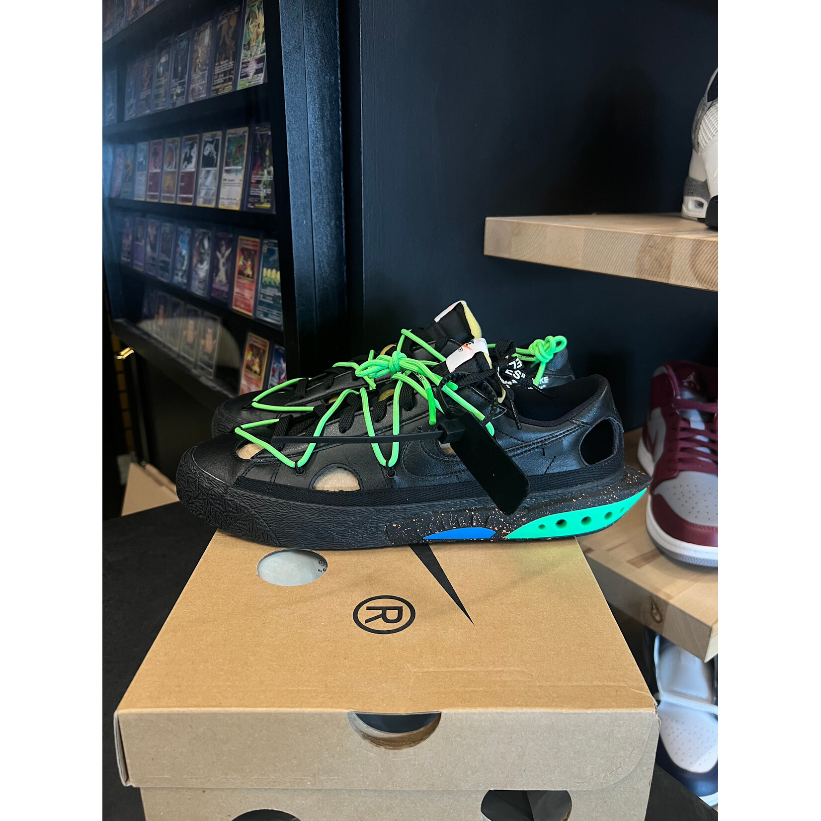 Nike Nike Blazer Low Off-White Black Electro Green Size 11.5, PREOWNED
