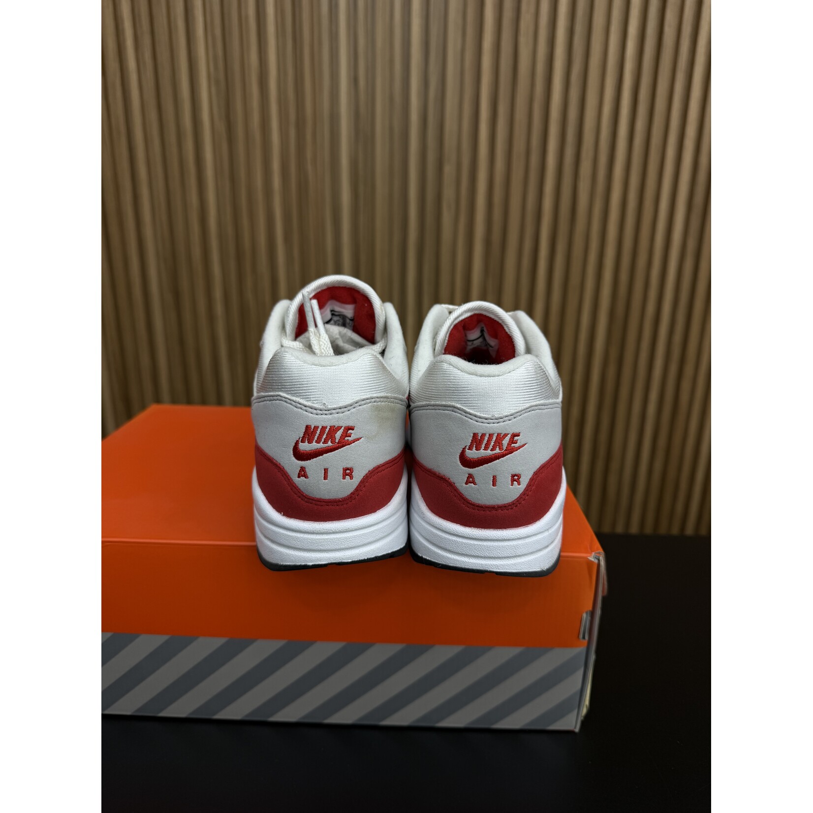 Nike Nike Air Max 1 Anniversary Red (2017/2018 Restock Pair) Size 9, PREOWNED