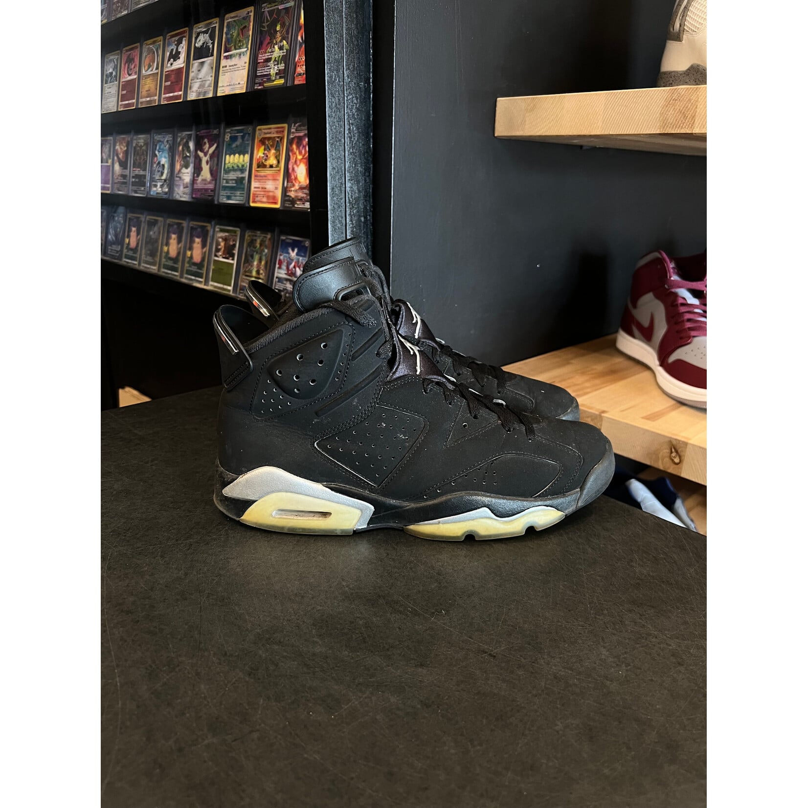 Jordan Jordan 6 Retro Chrome Size 9.5, PREOWNED NO BOX
