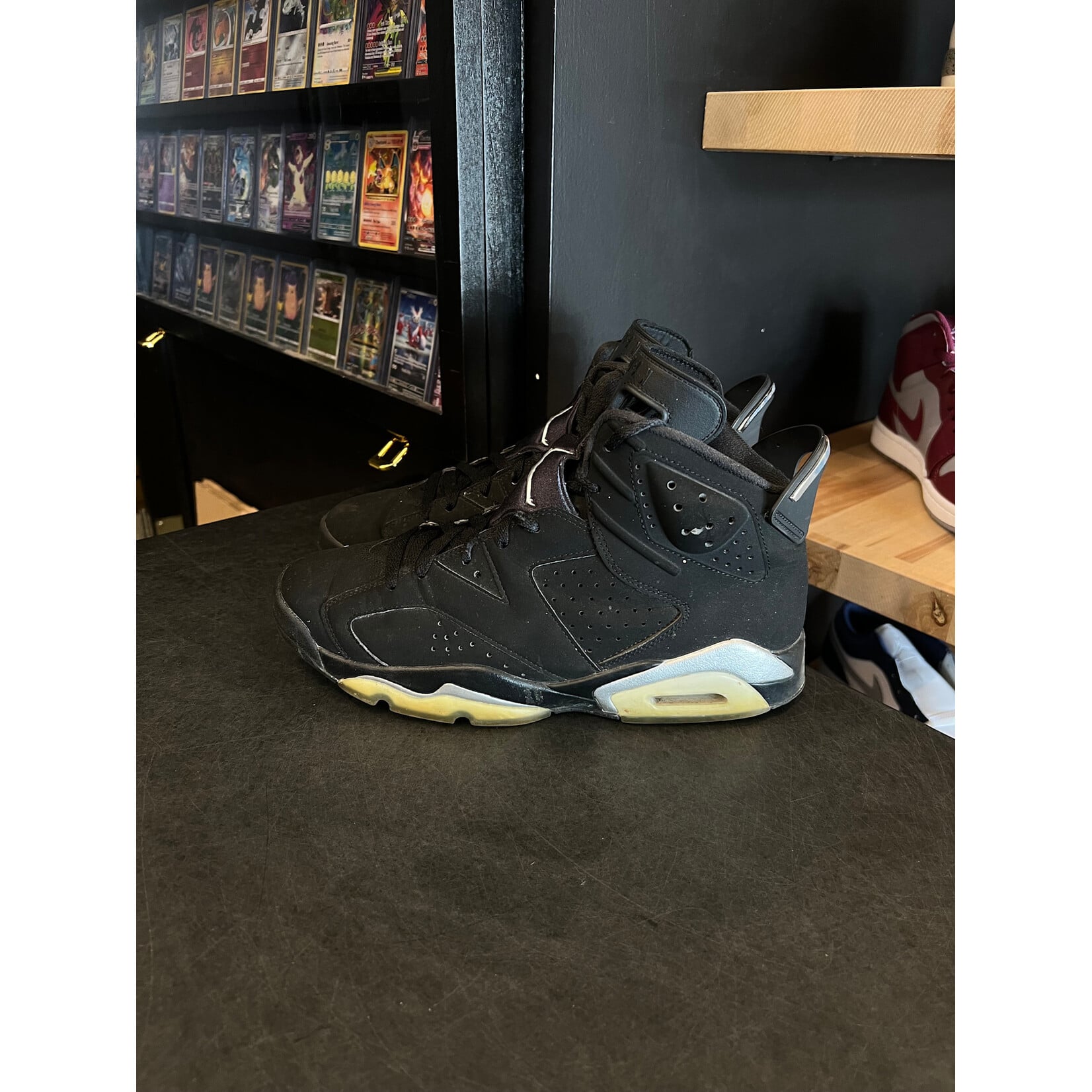 Jordan Jordan 6 Retro Chrome Size 9.5, PREOWNED NO BOX