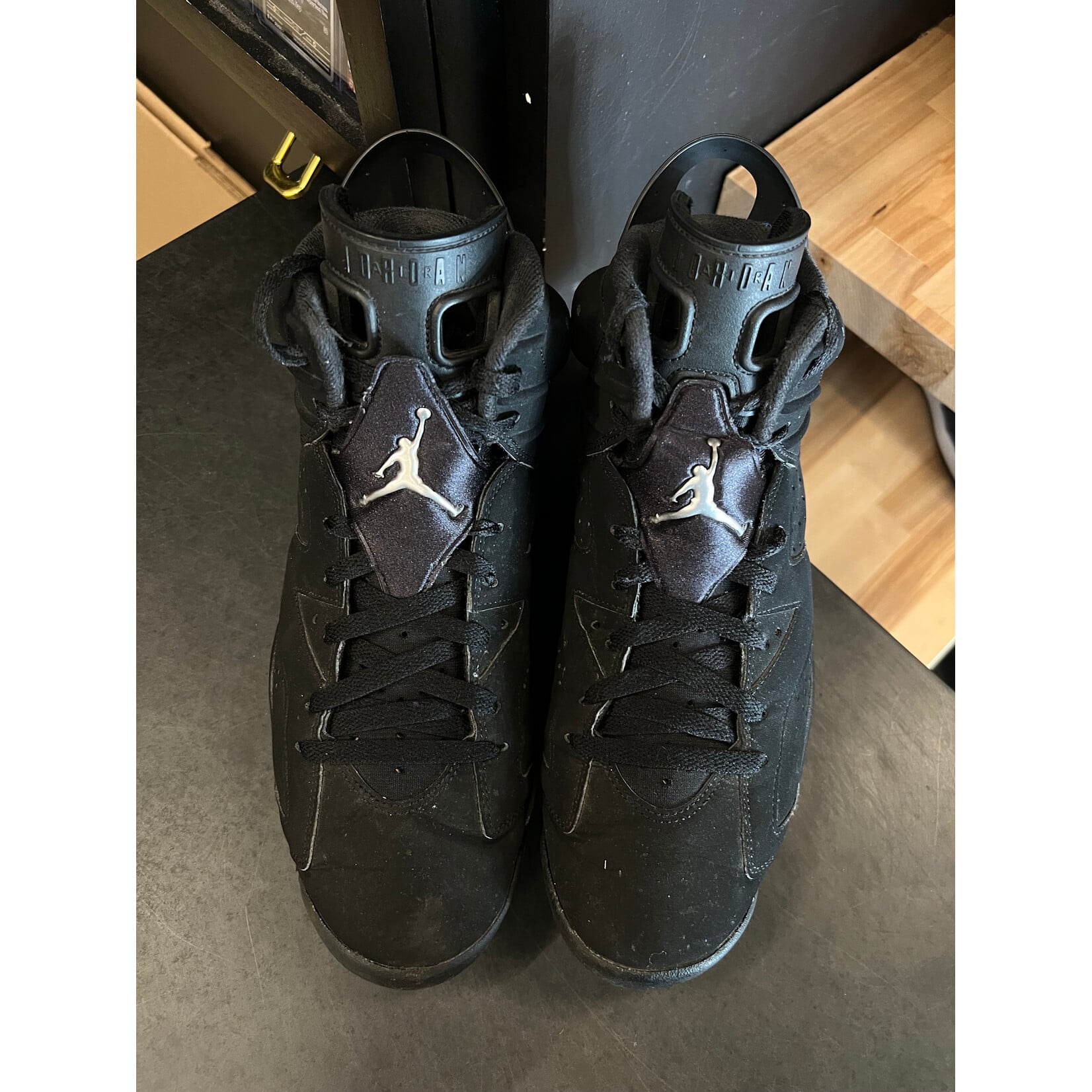 Jordan Jordan 6 Retro Chrome Size 9.5, PREOWNED NO BOX