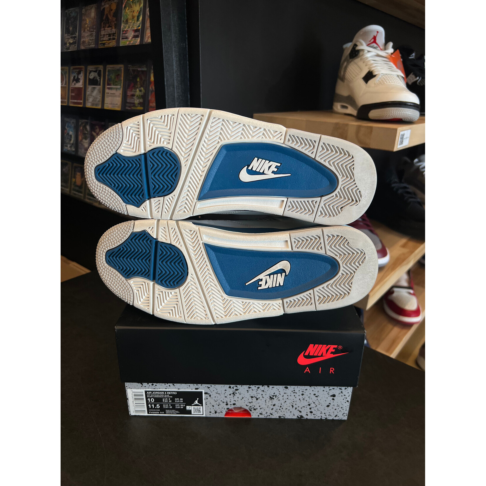 Jordan Jordan 4 Retro Military Blue (2024) Size 10, PREOWNED WORN ONCE