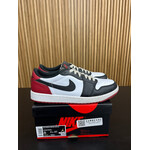 Jordan Jordan 1 Retro Low OG Black Toe (2023) Size 8, PREOWNED